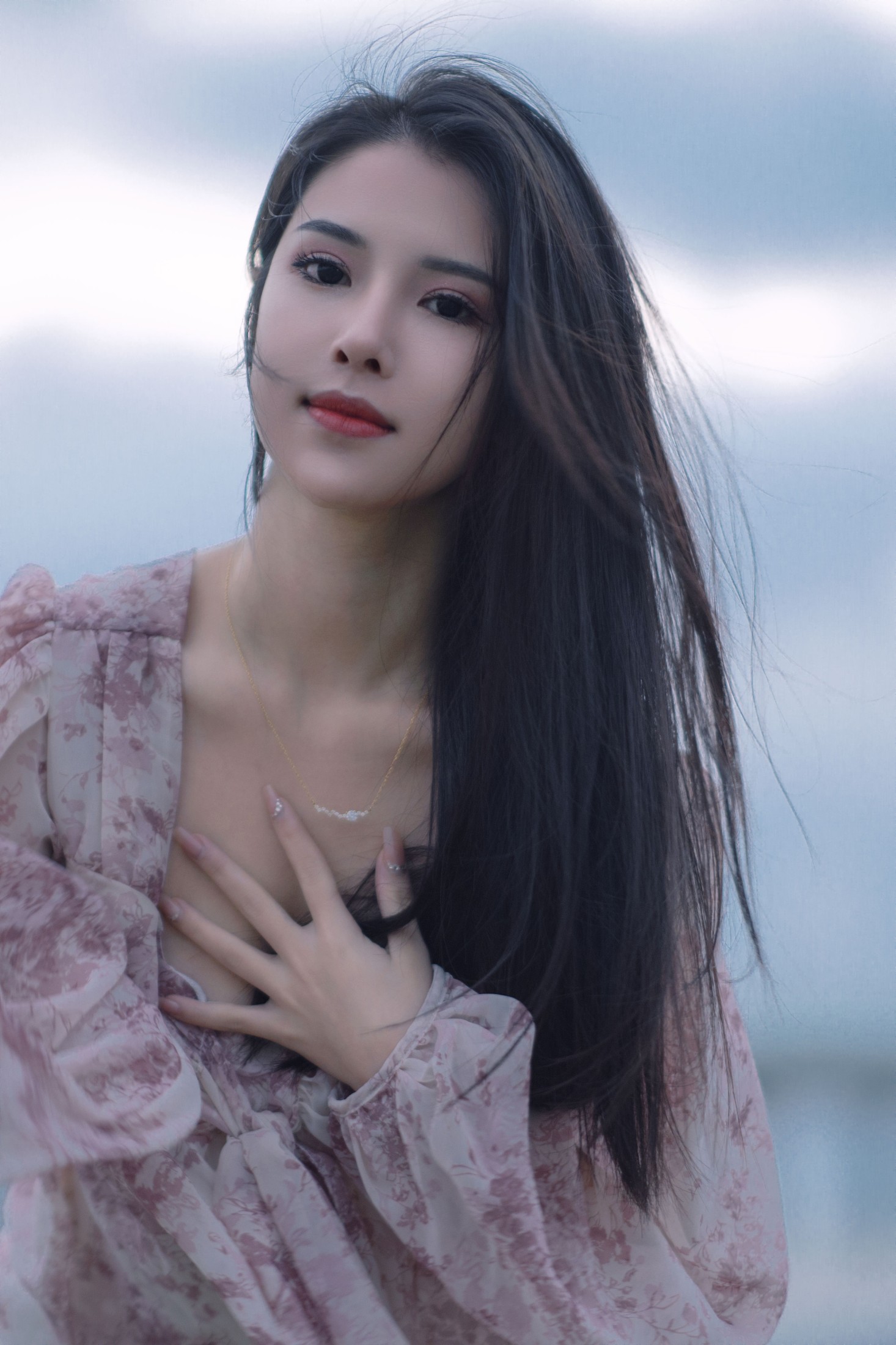 肉肉roro – 《海边少女》[22P]