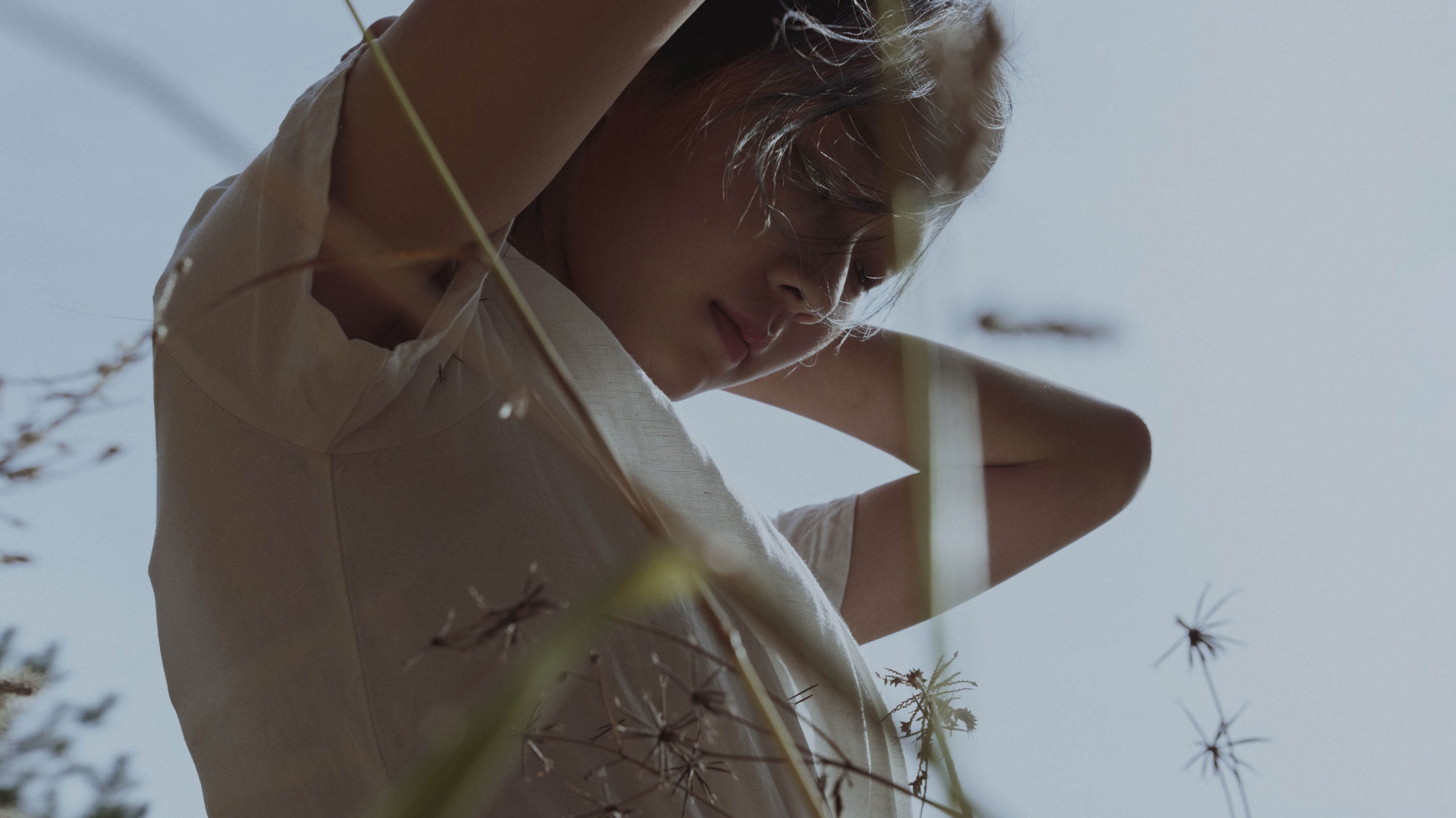 小胡 – 《逆流盛开的花》[33P]