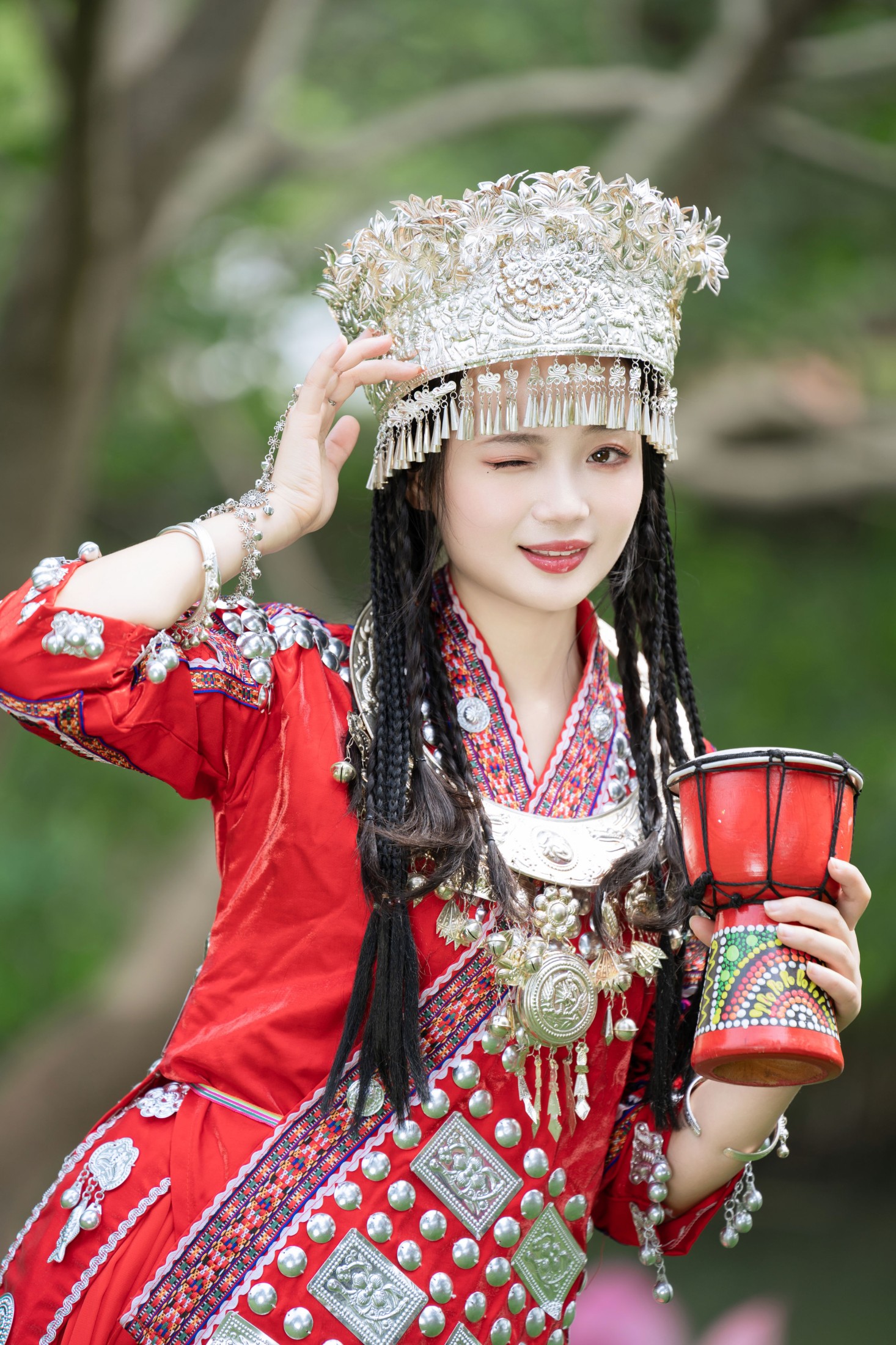 小欧O – 《苗疆少女还不会下蛊》[30P]