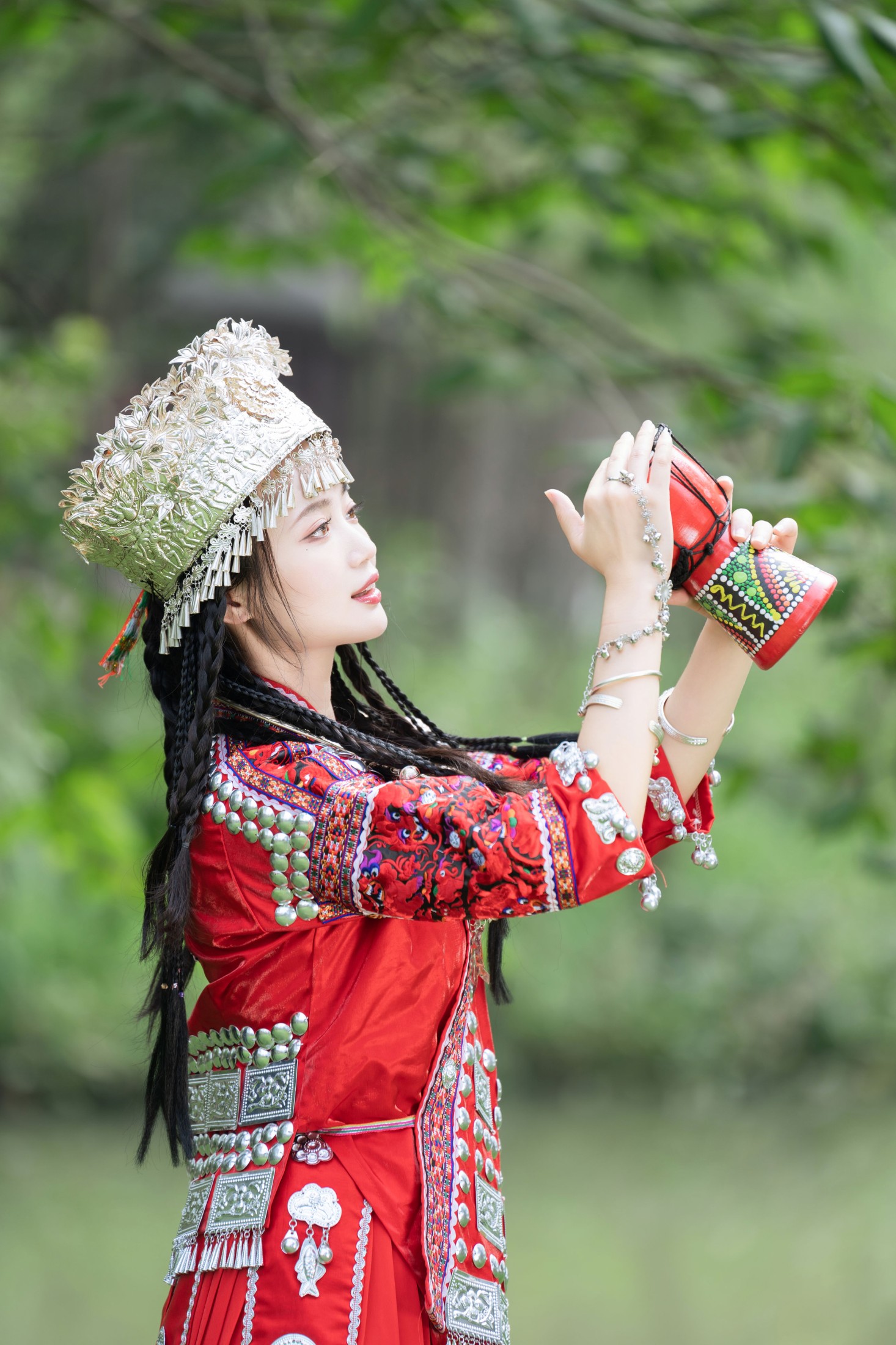 小欧O – 《苗疆少女还不会下蛊》[30P]