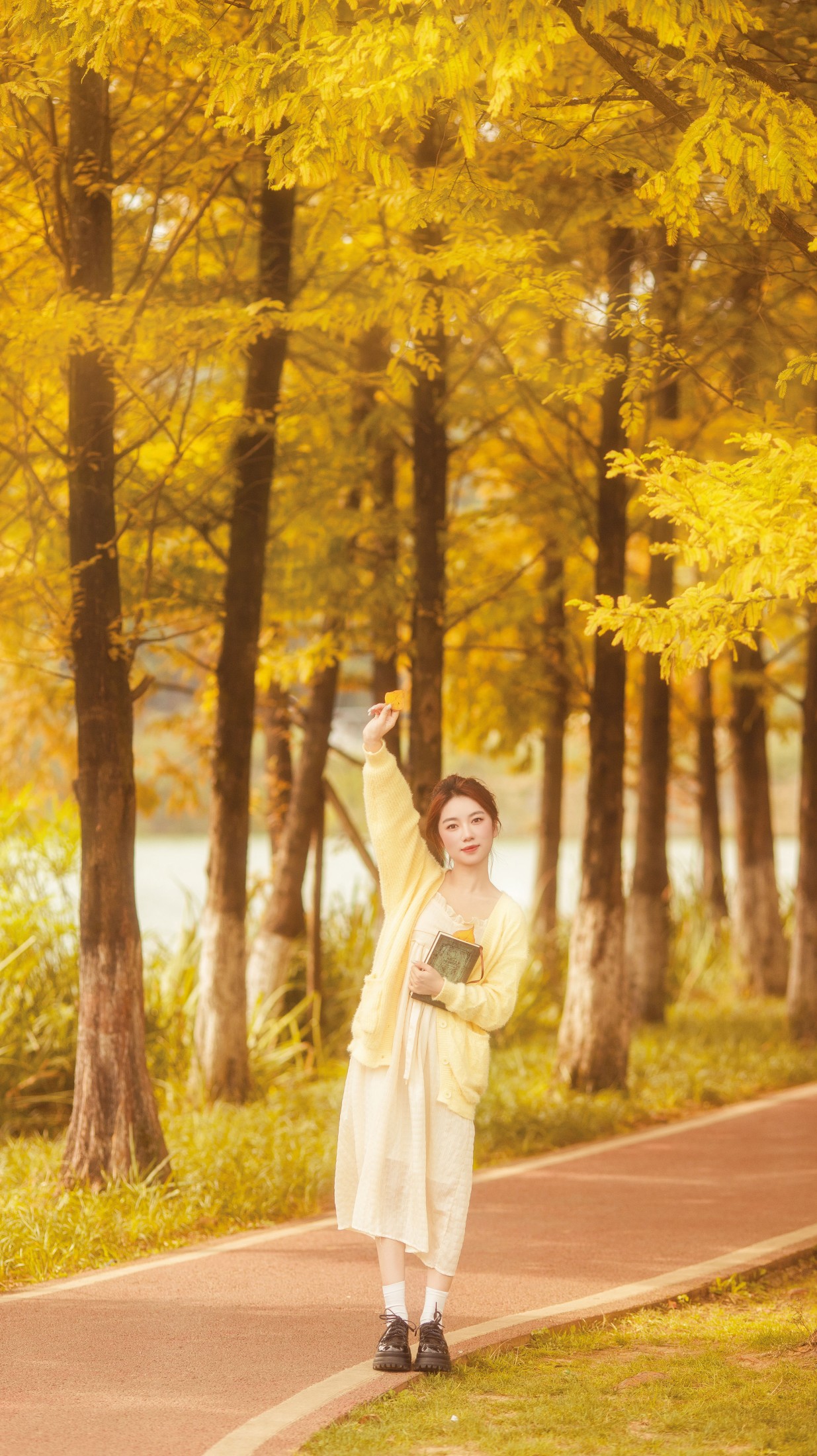 Dexter莹 – 《拾到满地的秋意》[26P]