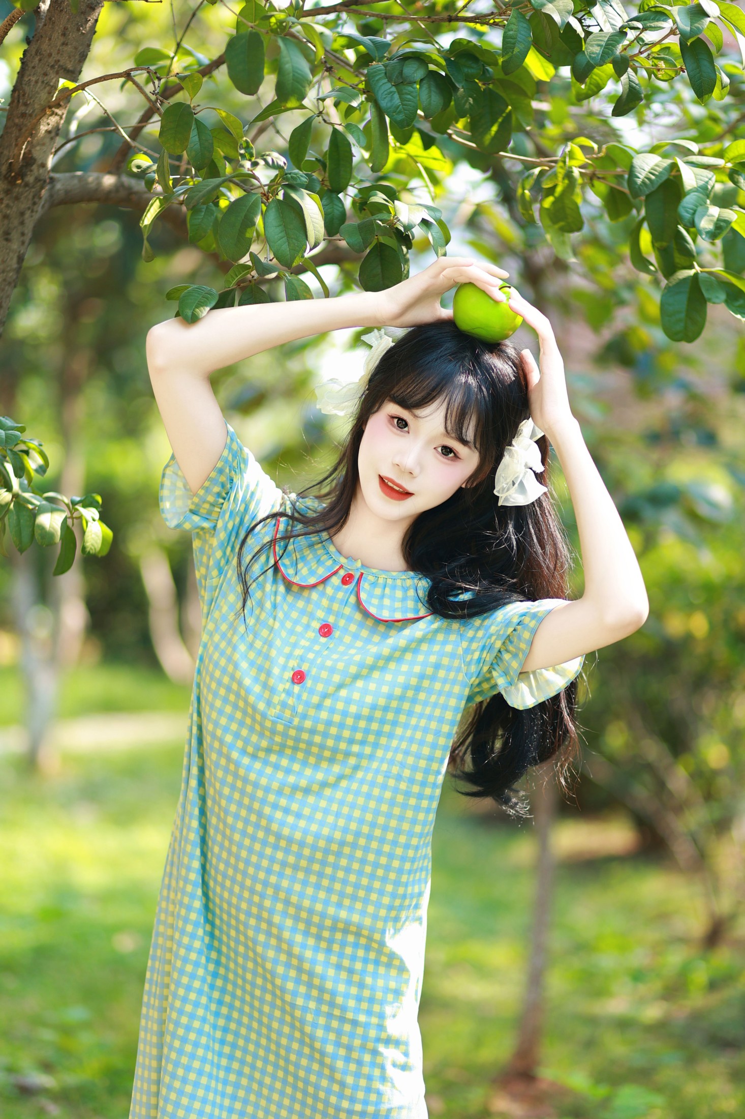 莞宁 – 《蝴蝶落在她眉心》[30P]