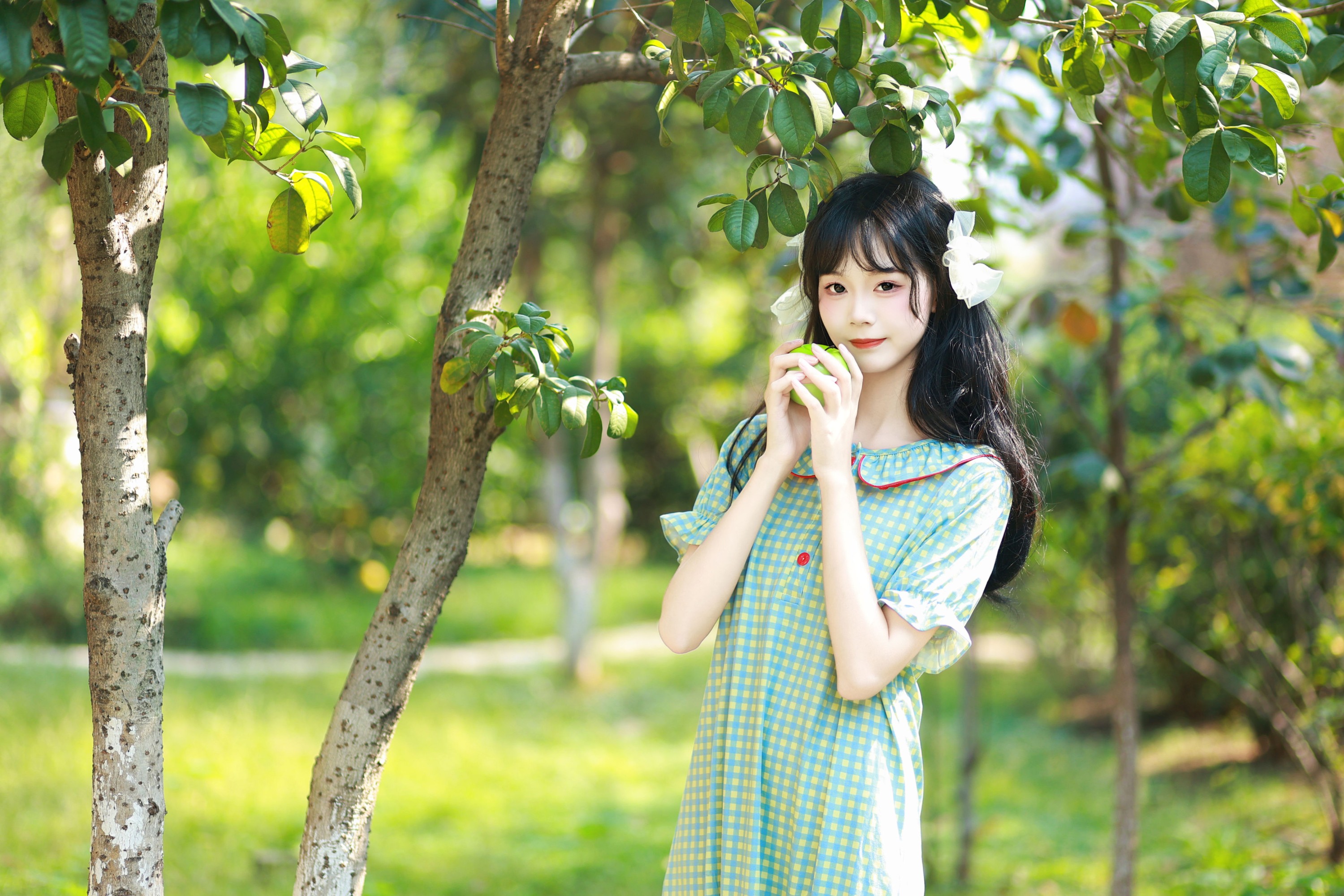 莞宁 – 《蝴蝶落在她眉心》[30P]