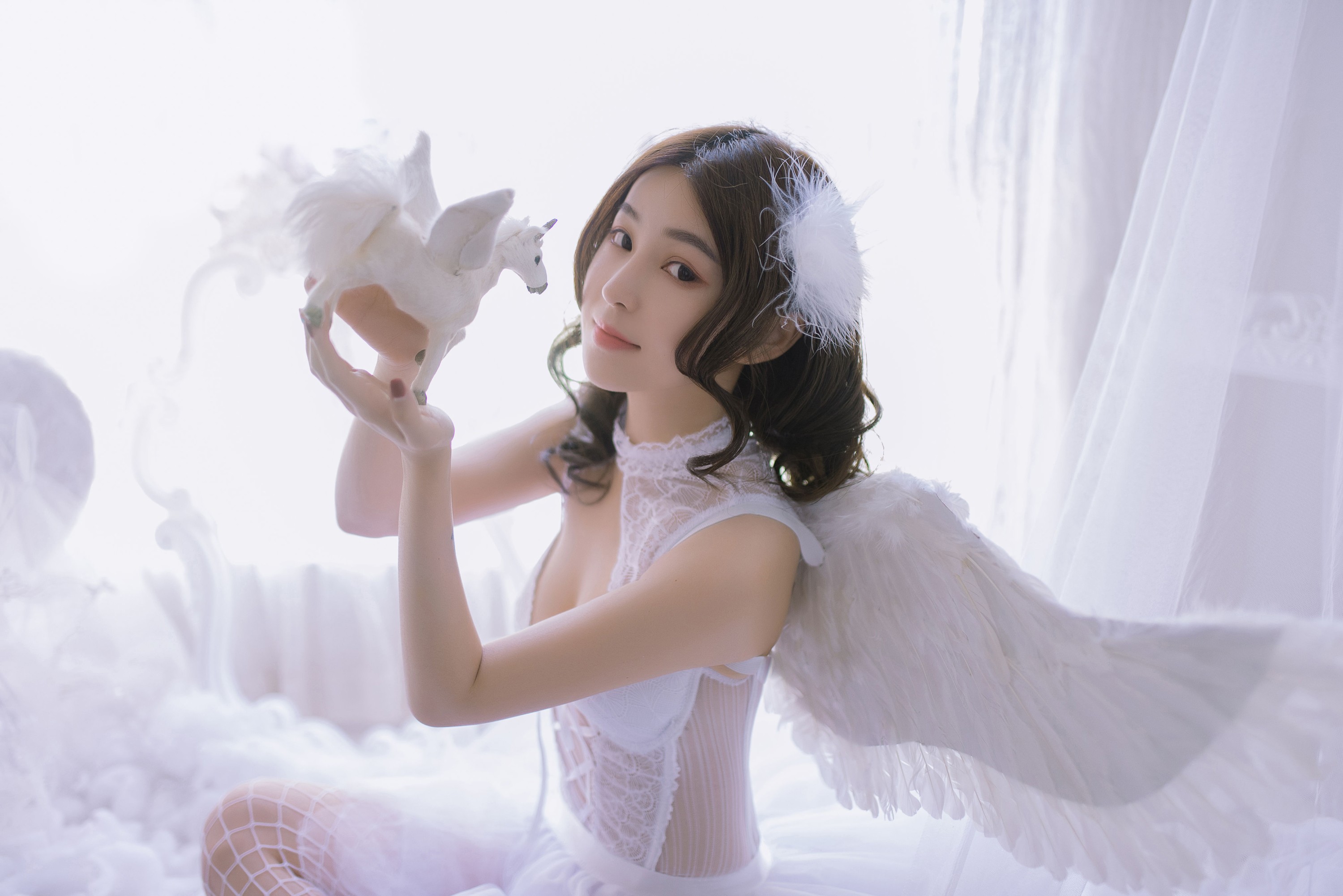 BoBo – 《窝在云里睡着了》[22P]