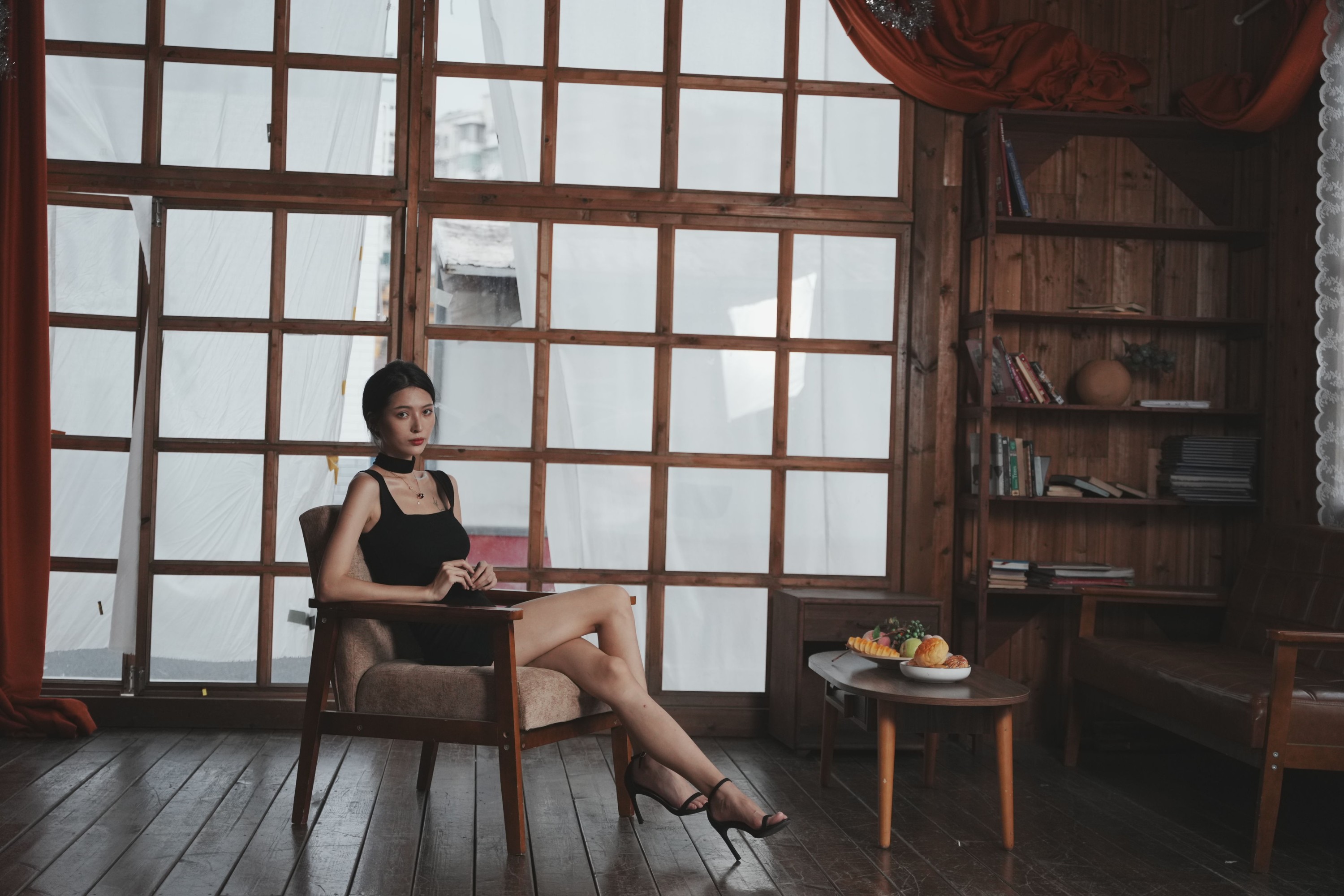 小G – 《冷艳美女》[23P]