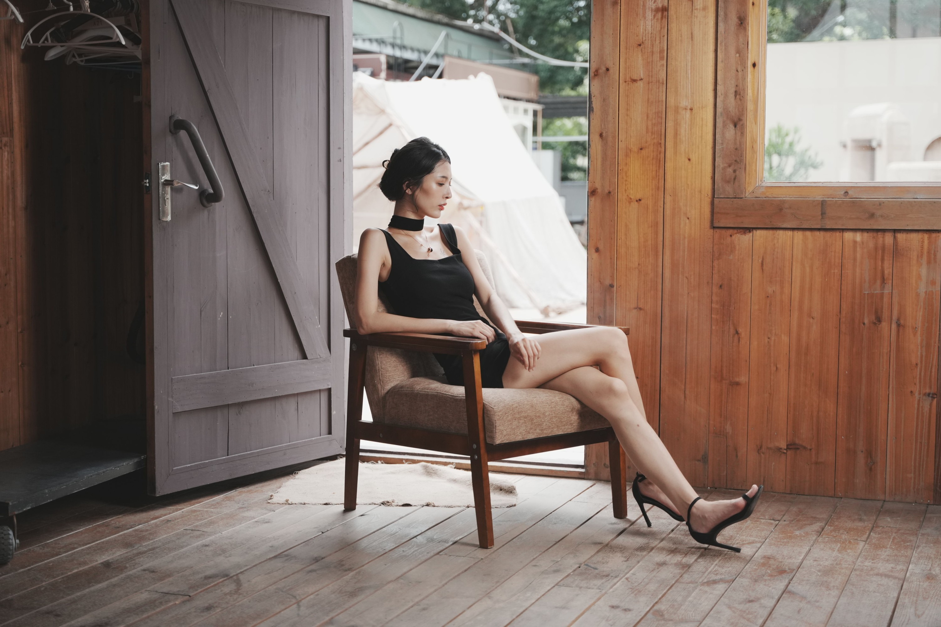 小G – 《冷艳美女》[23P]