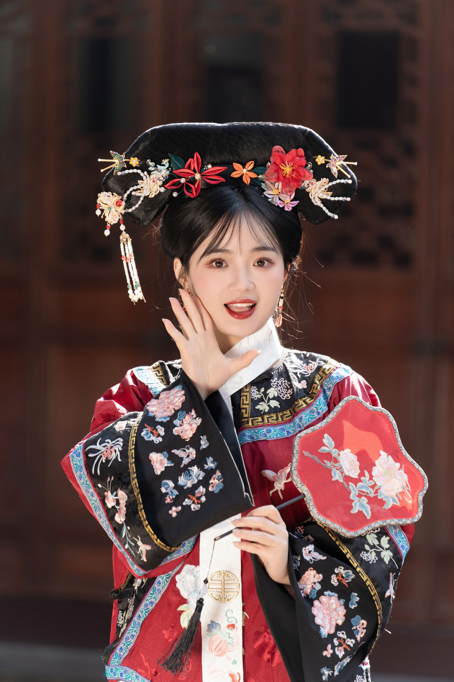 小欧O – 《格格驾到 通通闪开》[39P]