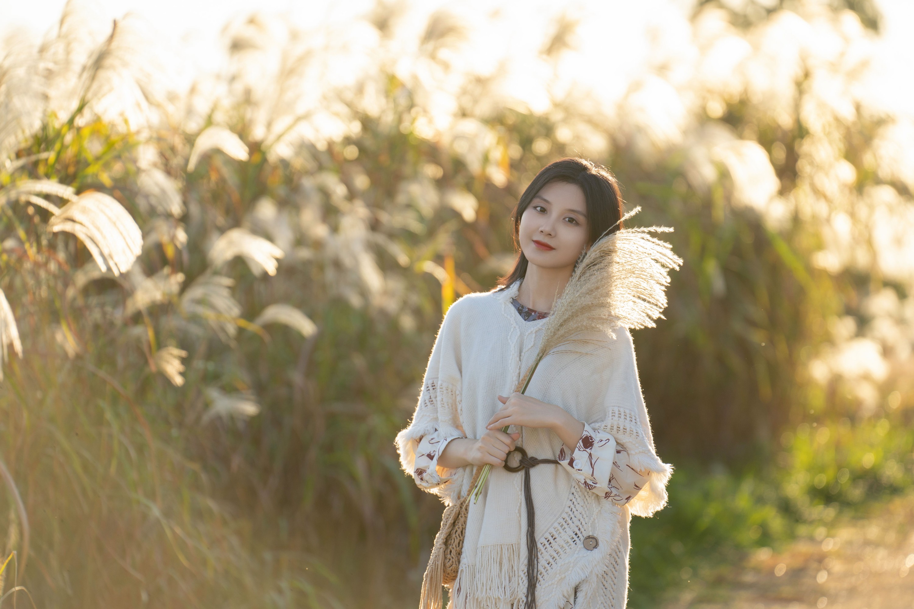 高高 – 《芦苇荡中的秋意》[23P]