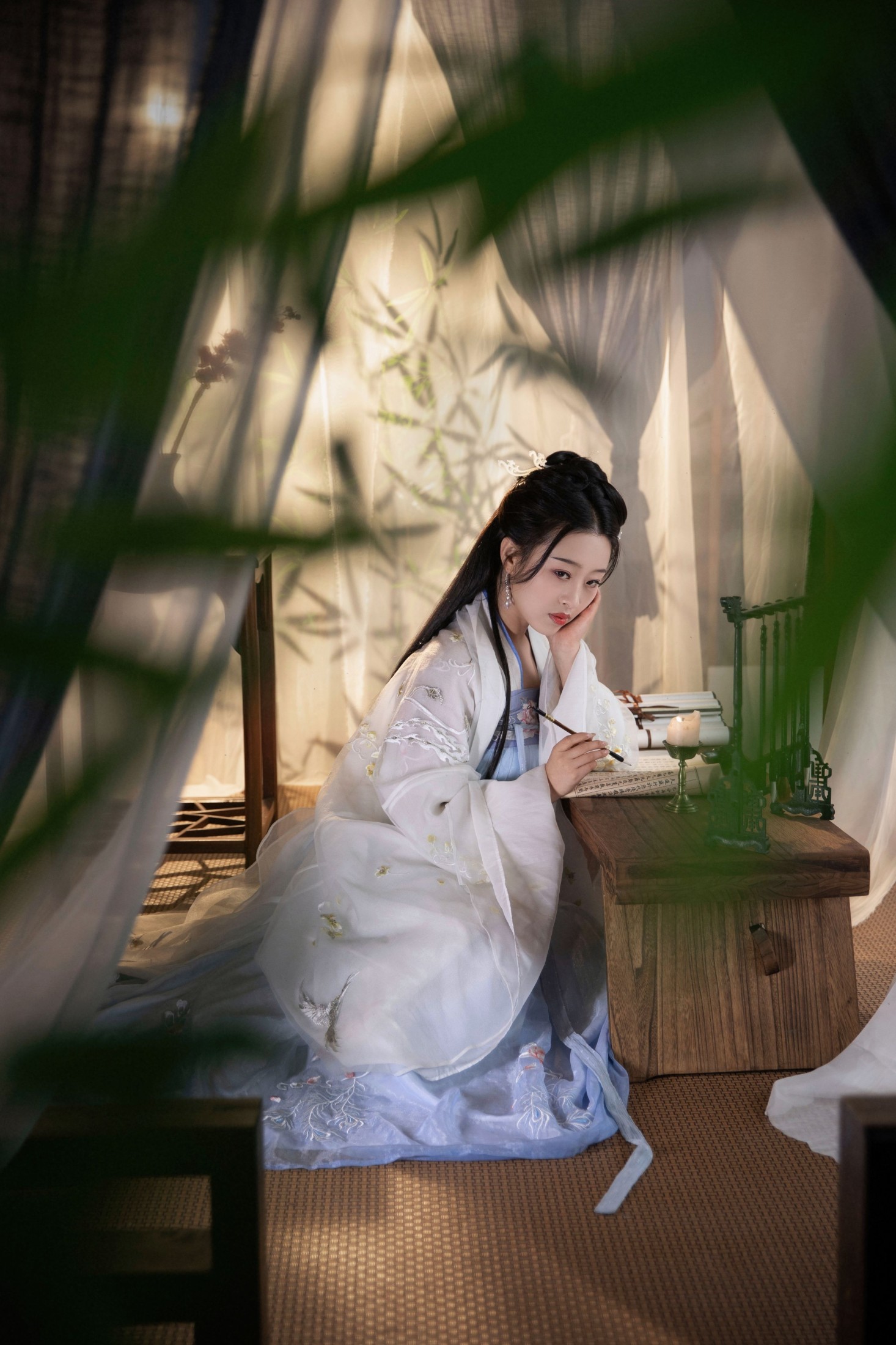 绾棠 – 《云知盈》[22P]