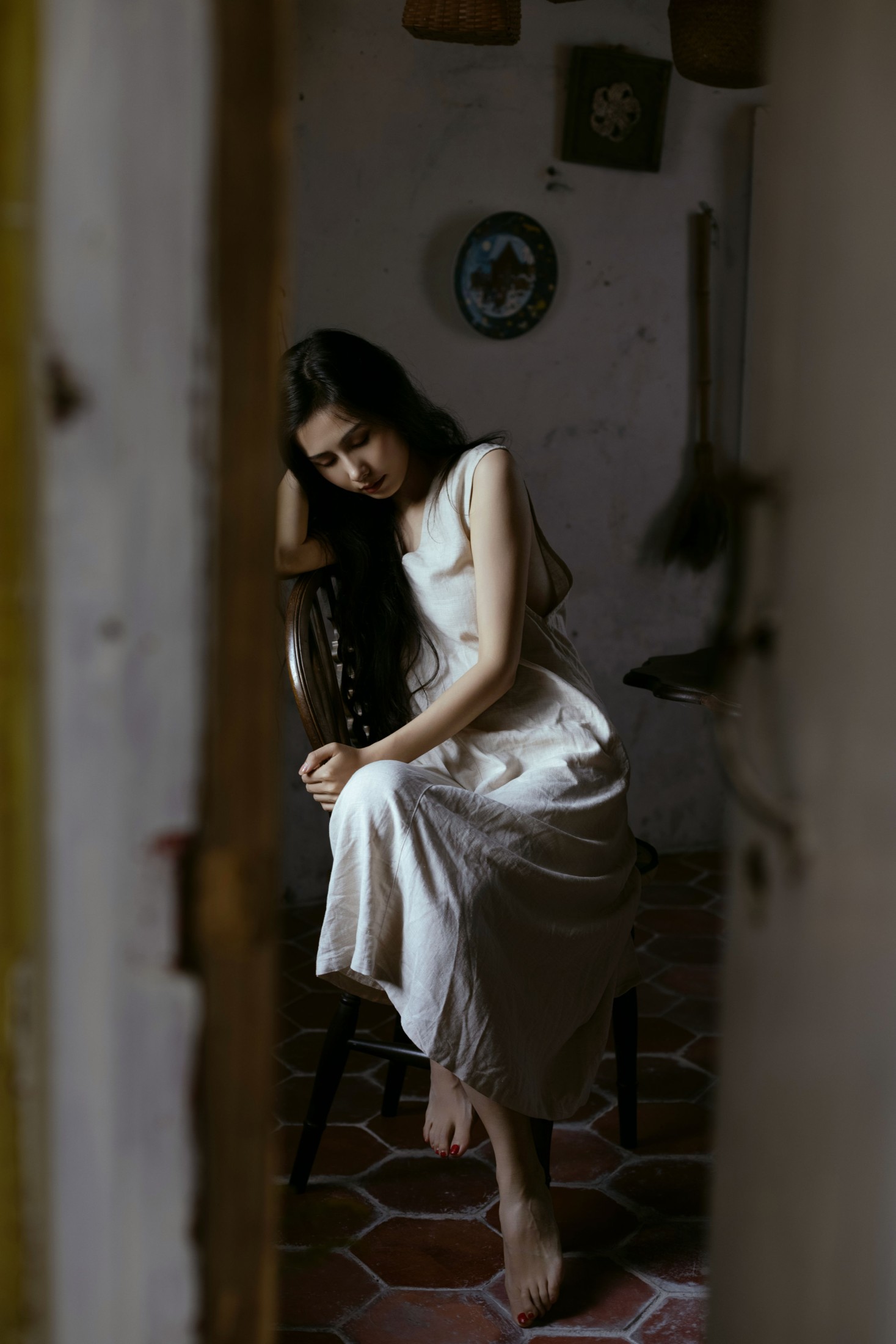 阿秦哒哒 – 《素色》[21P]