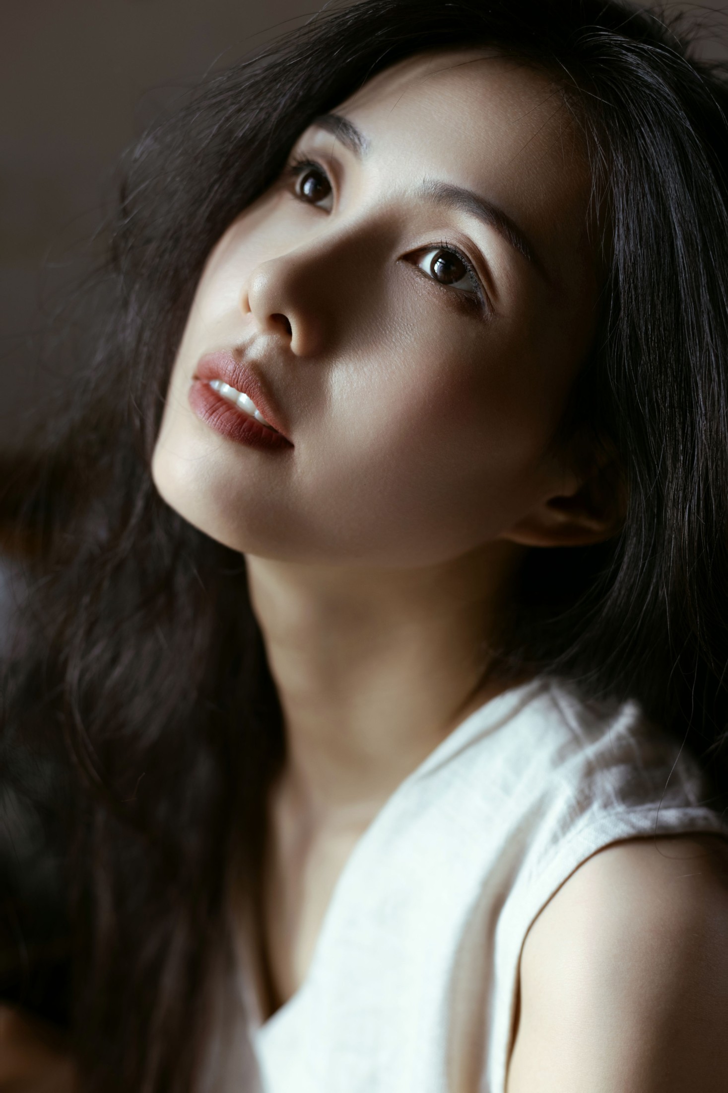 阿秦哒哒 – 《素色》[21P]