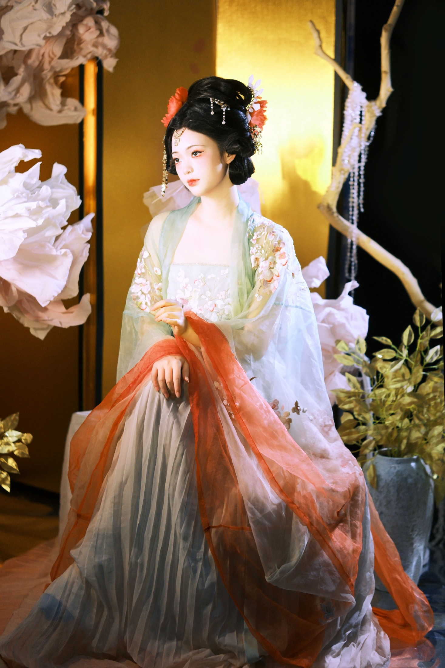 公孙玲依 – 《迷金贵妃》[23P]