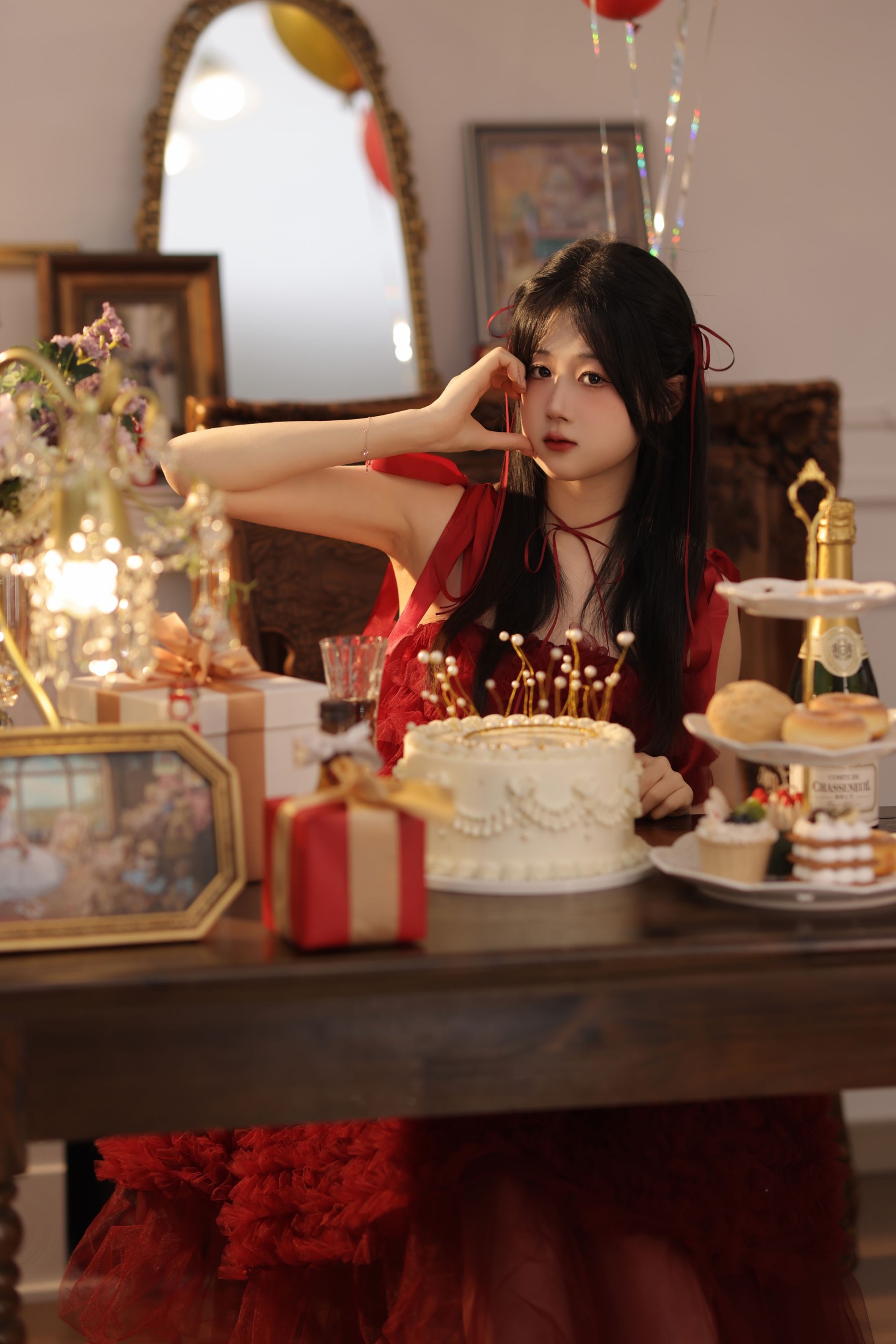 小鹅酱酱酱 – 《生日快乐》[23P]