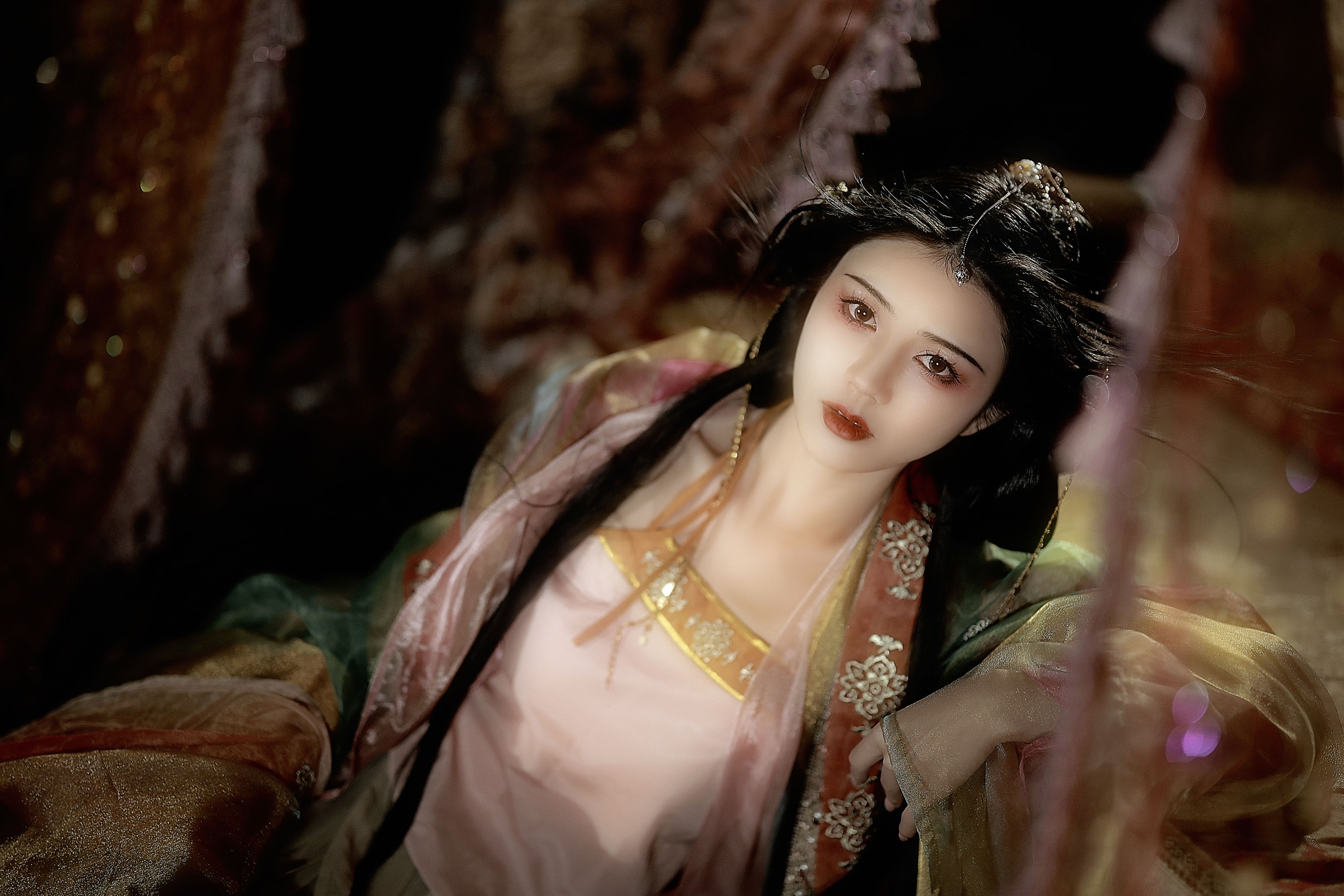 吾岁岁 – 《金陵玉殿莺啼晓》[22P]