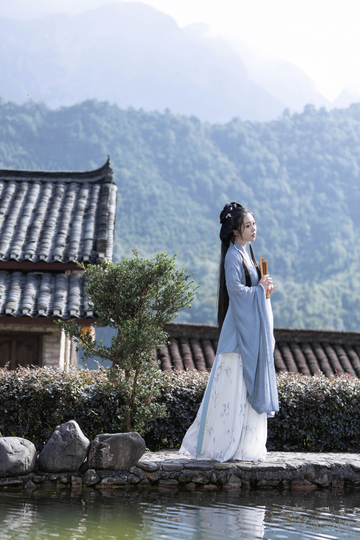 沉诗思 – 《满庭芳-山抹微云》[33P]