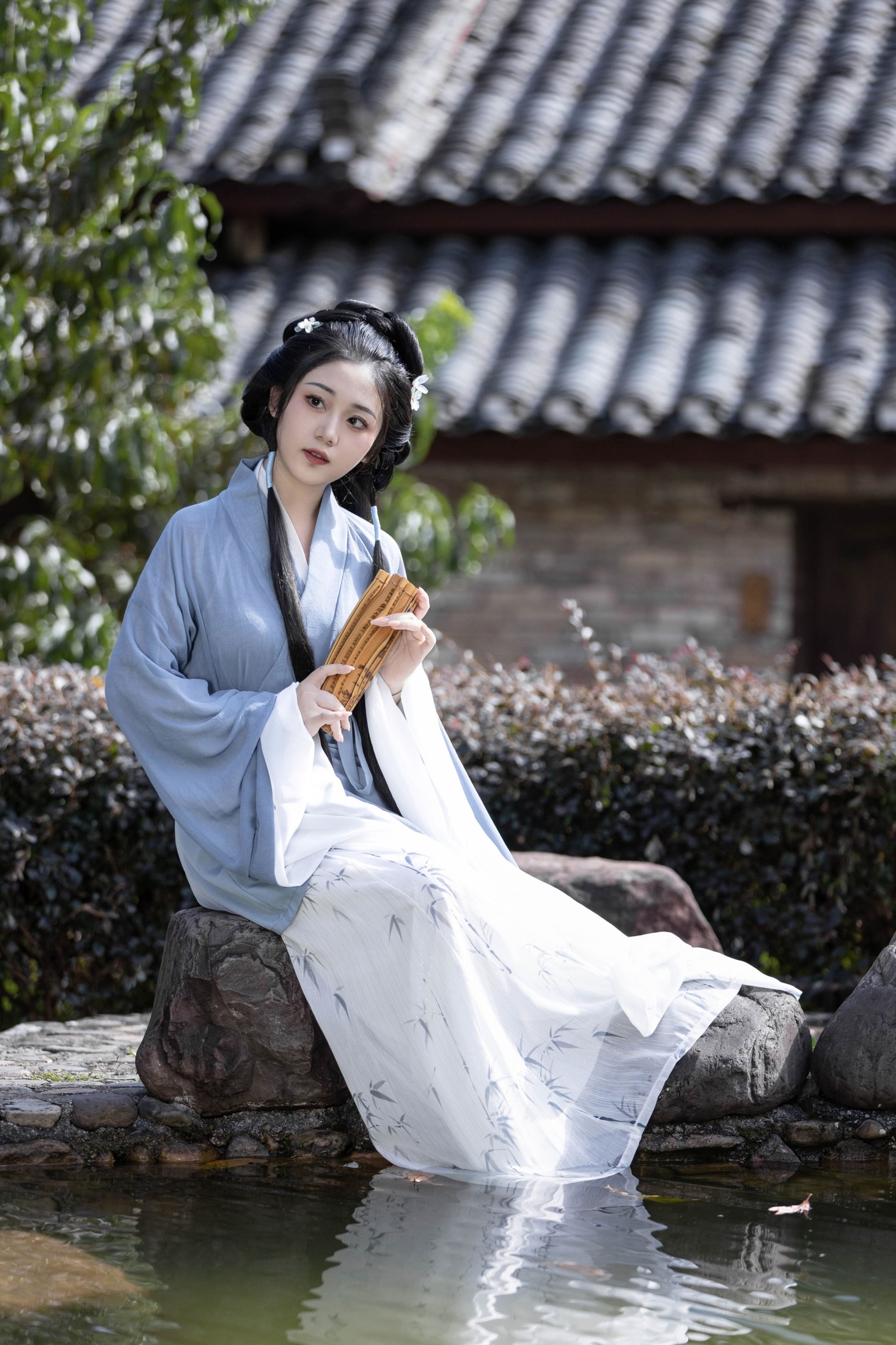 沉诗思 – 《满庭芳-山抹微云》[33P]