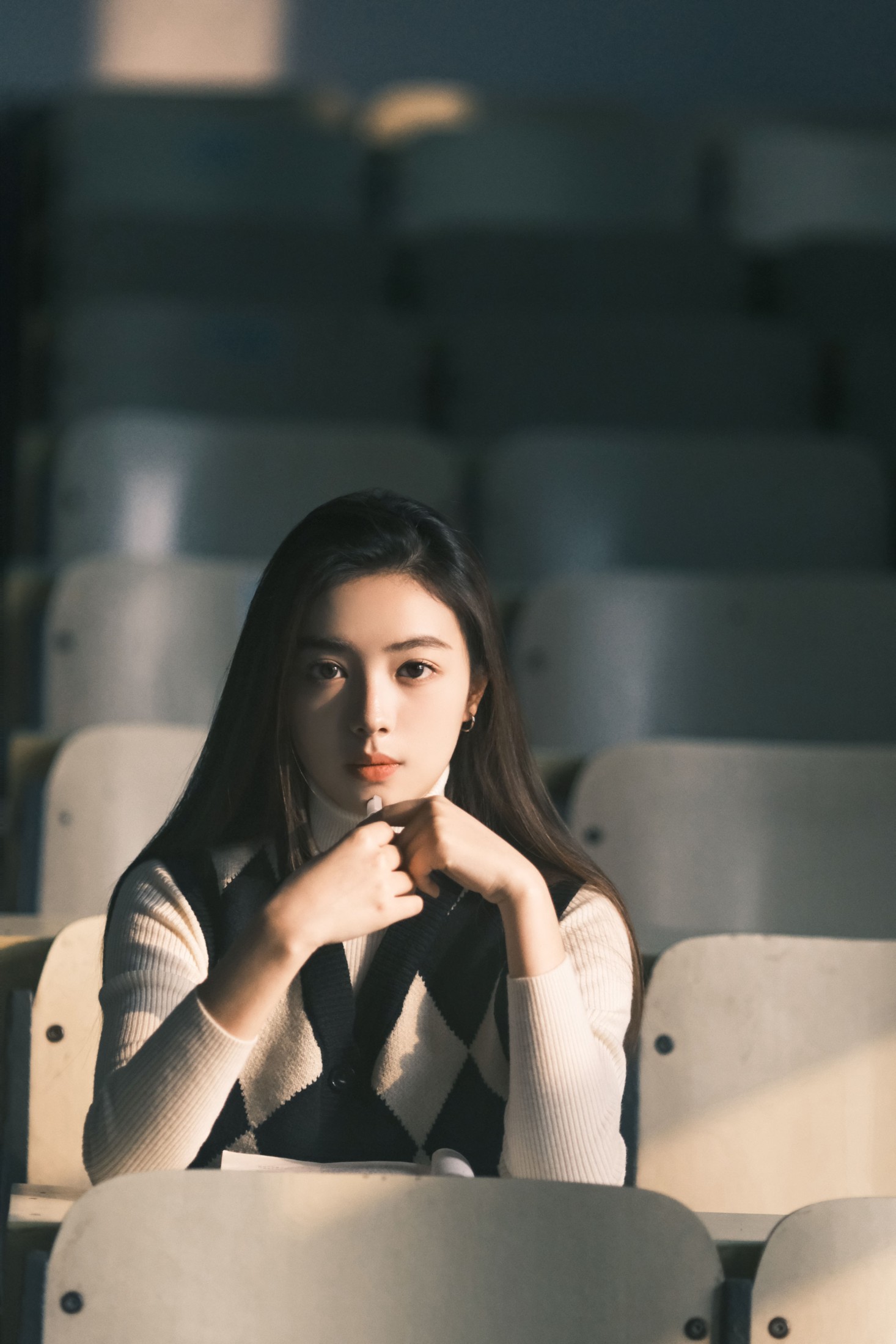 anieituj – 《教室的门》[22P]