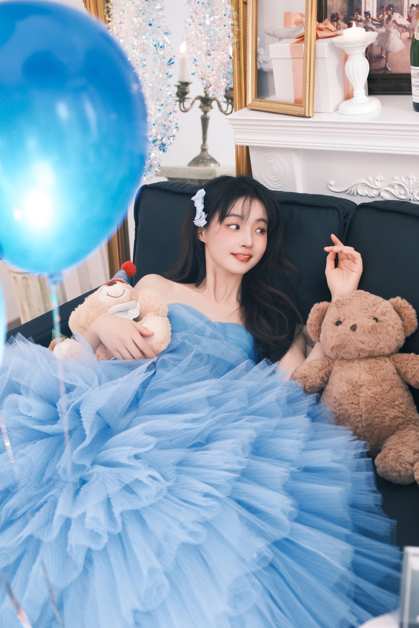 鱼尾酱 – 《蓝色》[24P]