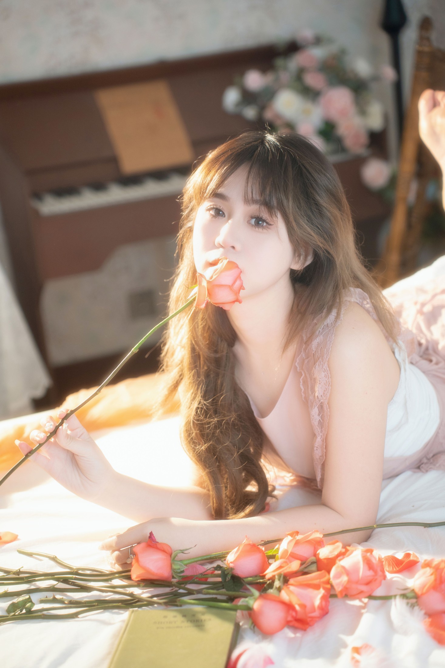 泡芙小方 – 《光影之间》[25P]