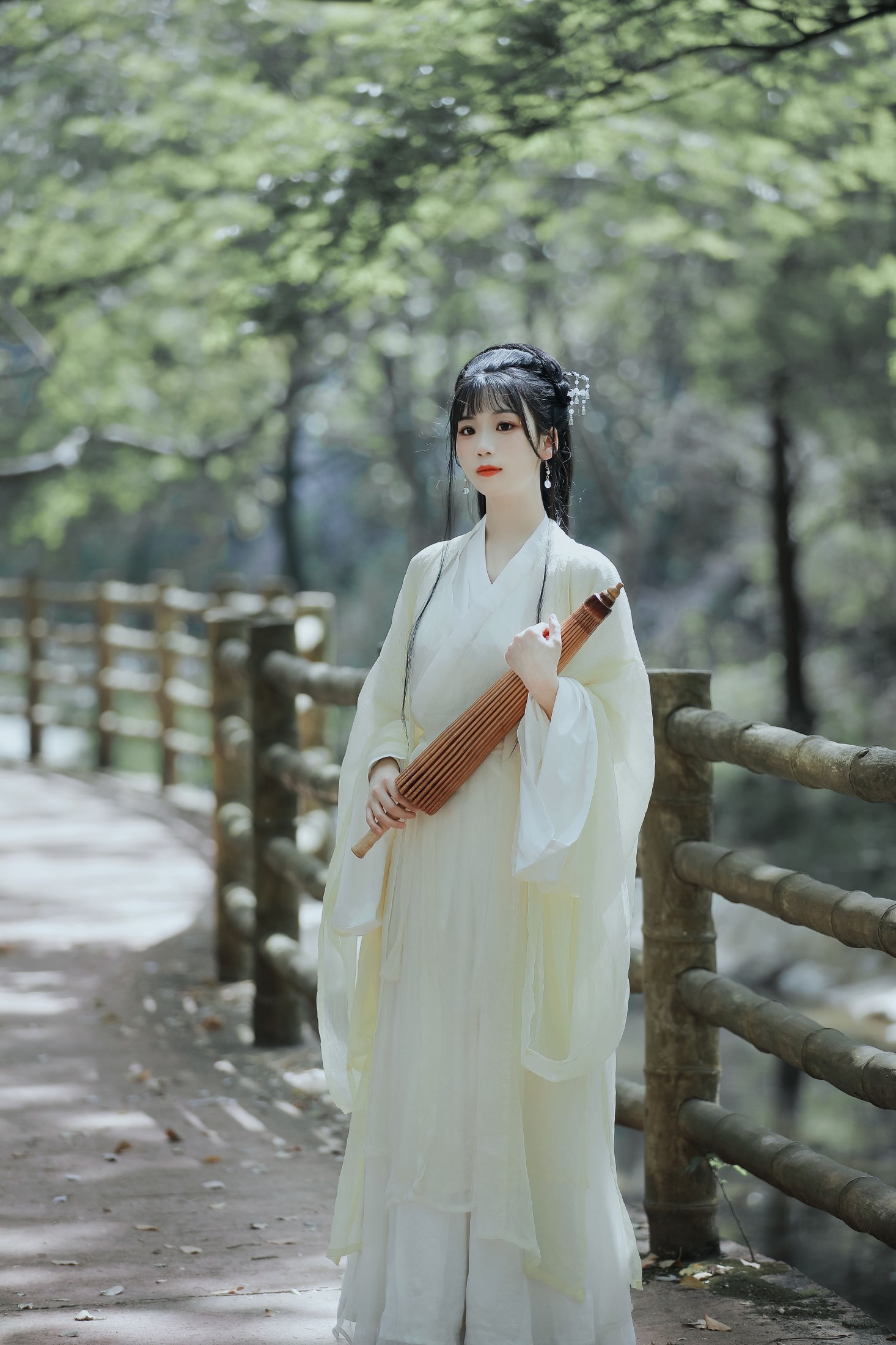 周周Ay – 《小重山》[22P]