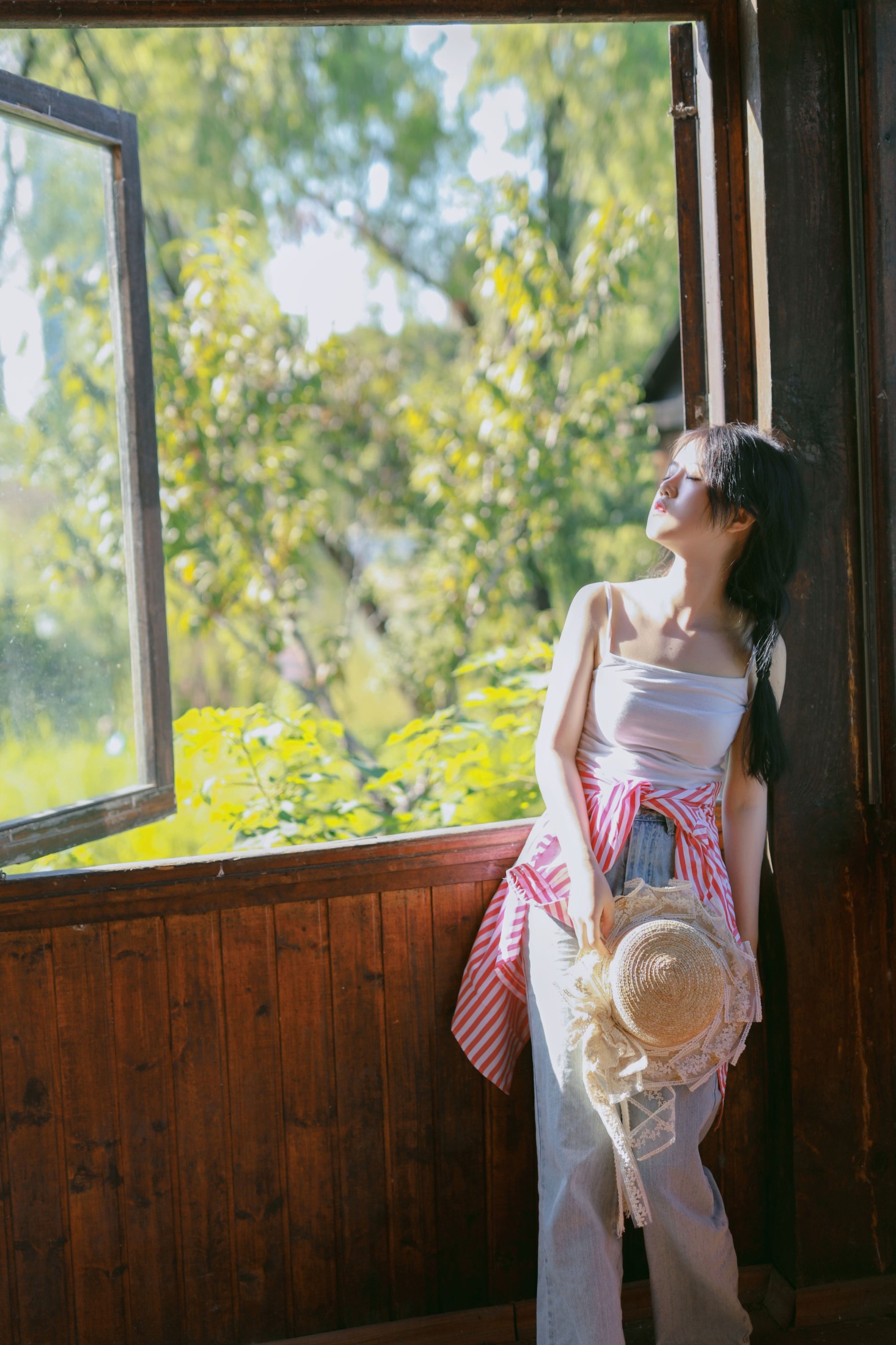 玮玮 – 《小木屋的光》[27P]