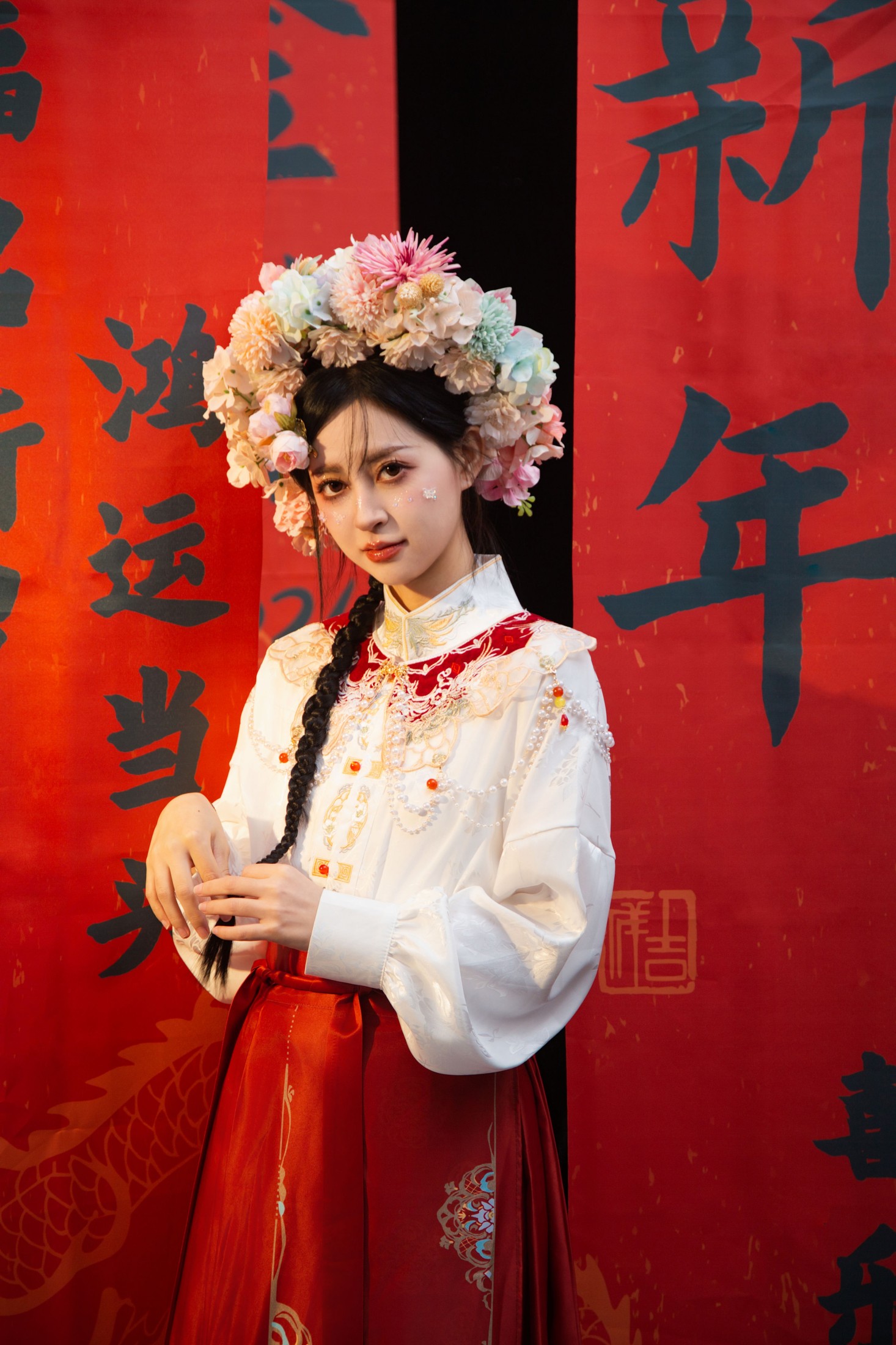 壹萱- – 《簪花马面裙》[28P]