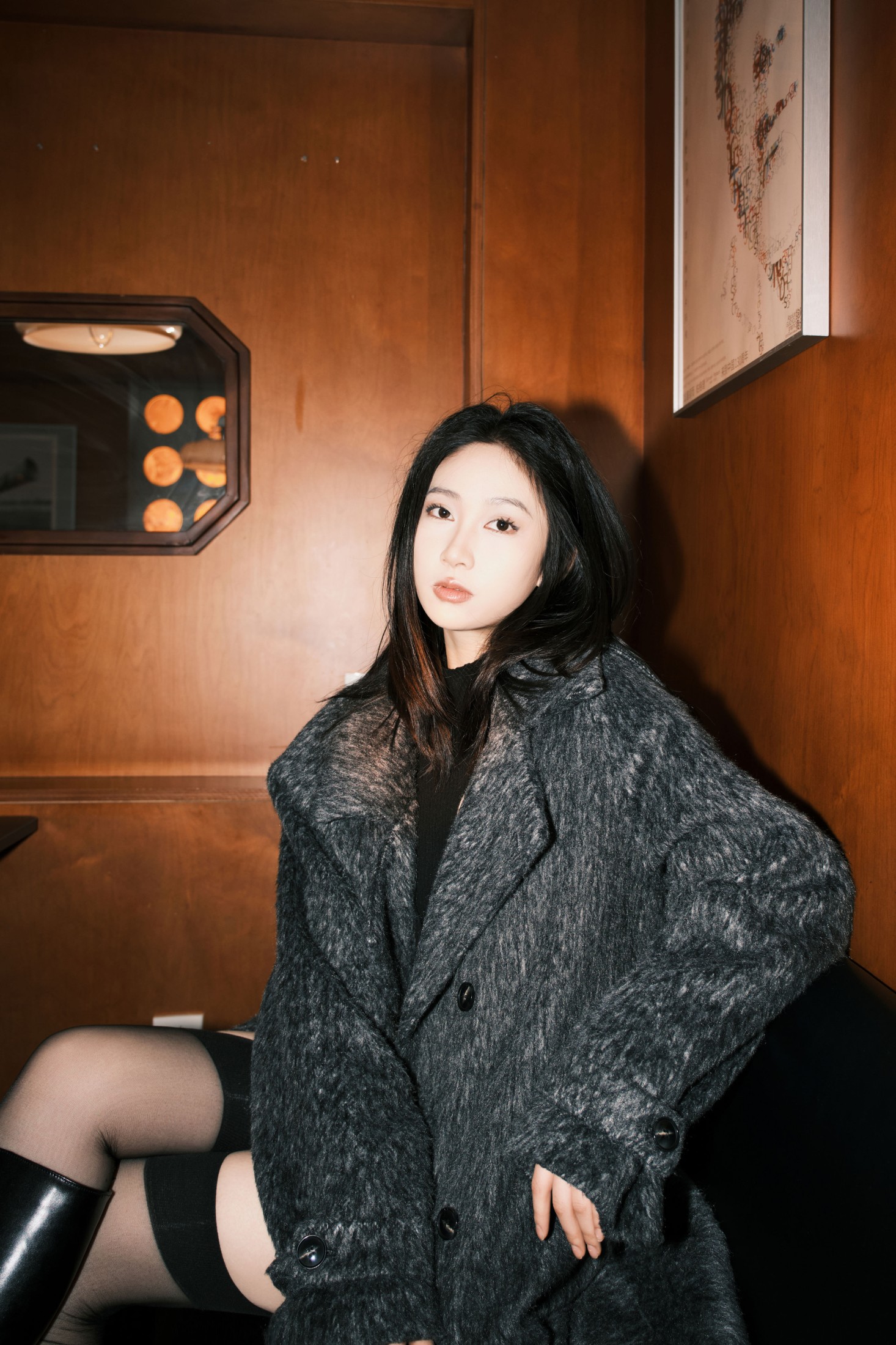 gnuu – 《咖啡酷妹》[22P]