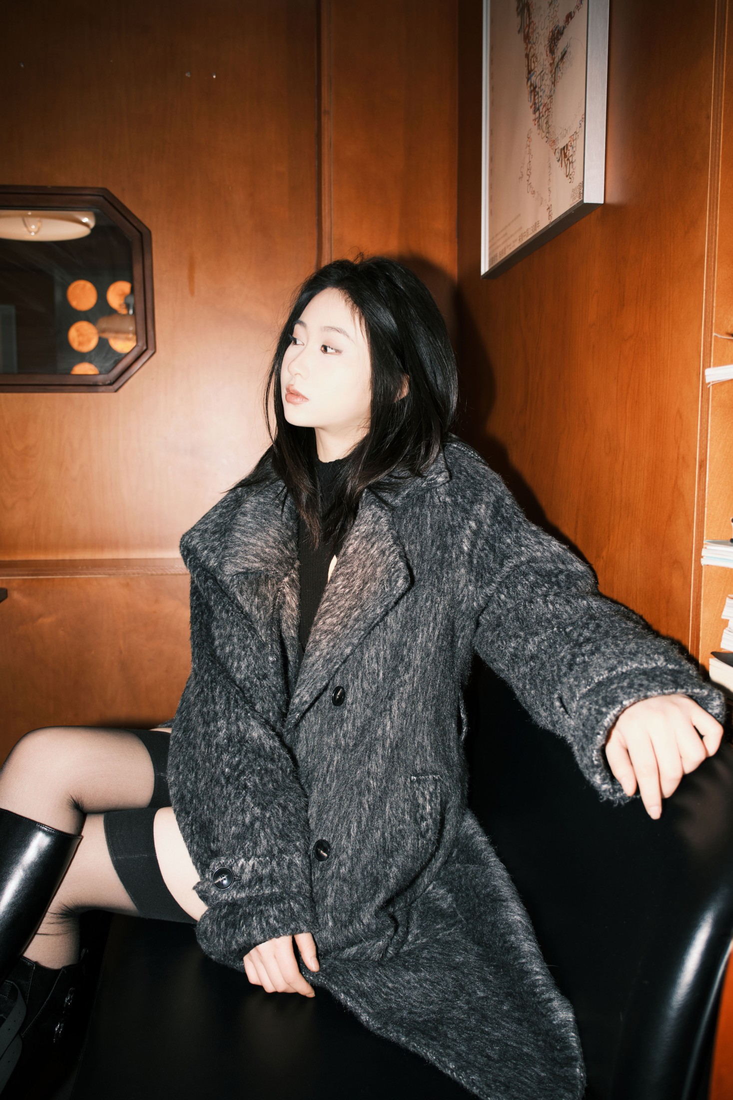 gnuu – 《咖啡酷妹》[22P]