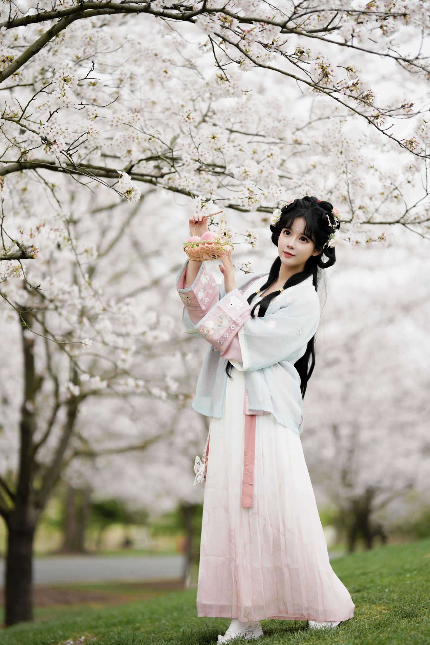 苏苏 – 《樱花树下》[27P]