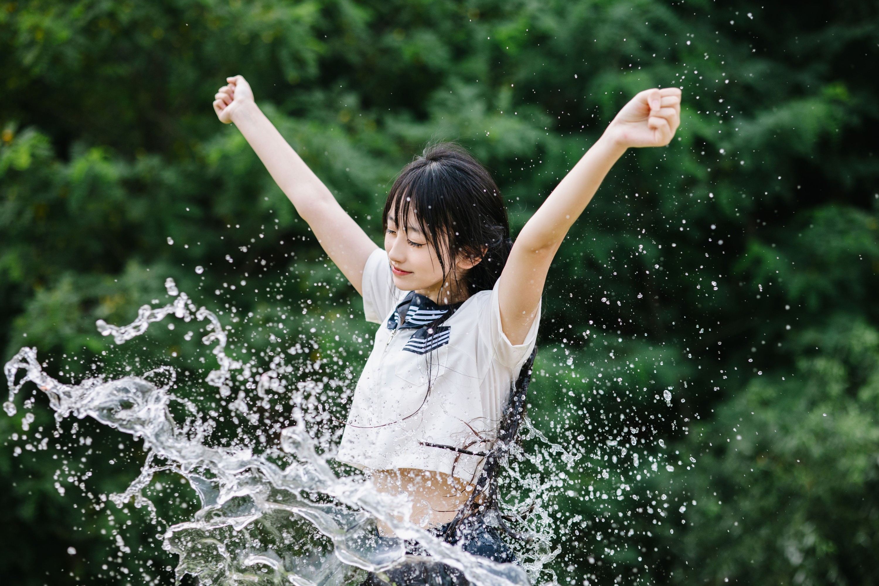 捏捏新酱 – 《JK水少女》[22P]