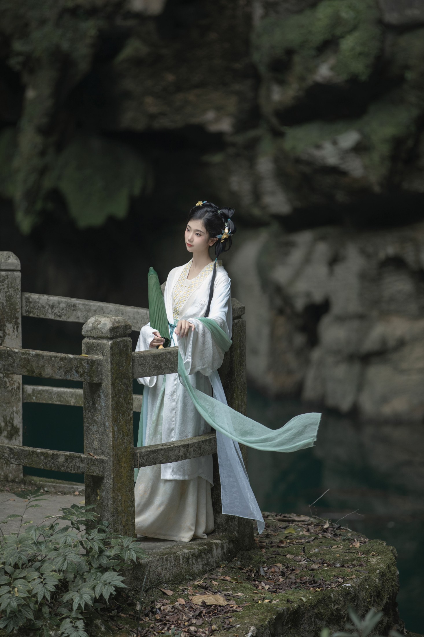 熹熹 – 《赋水仙》[27P]