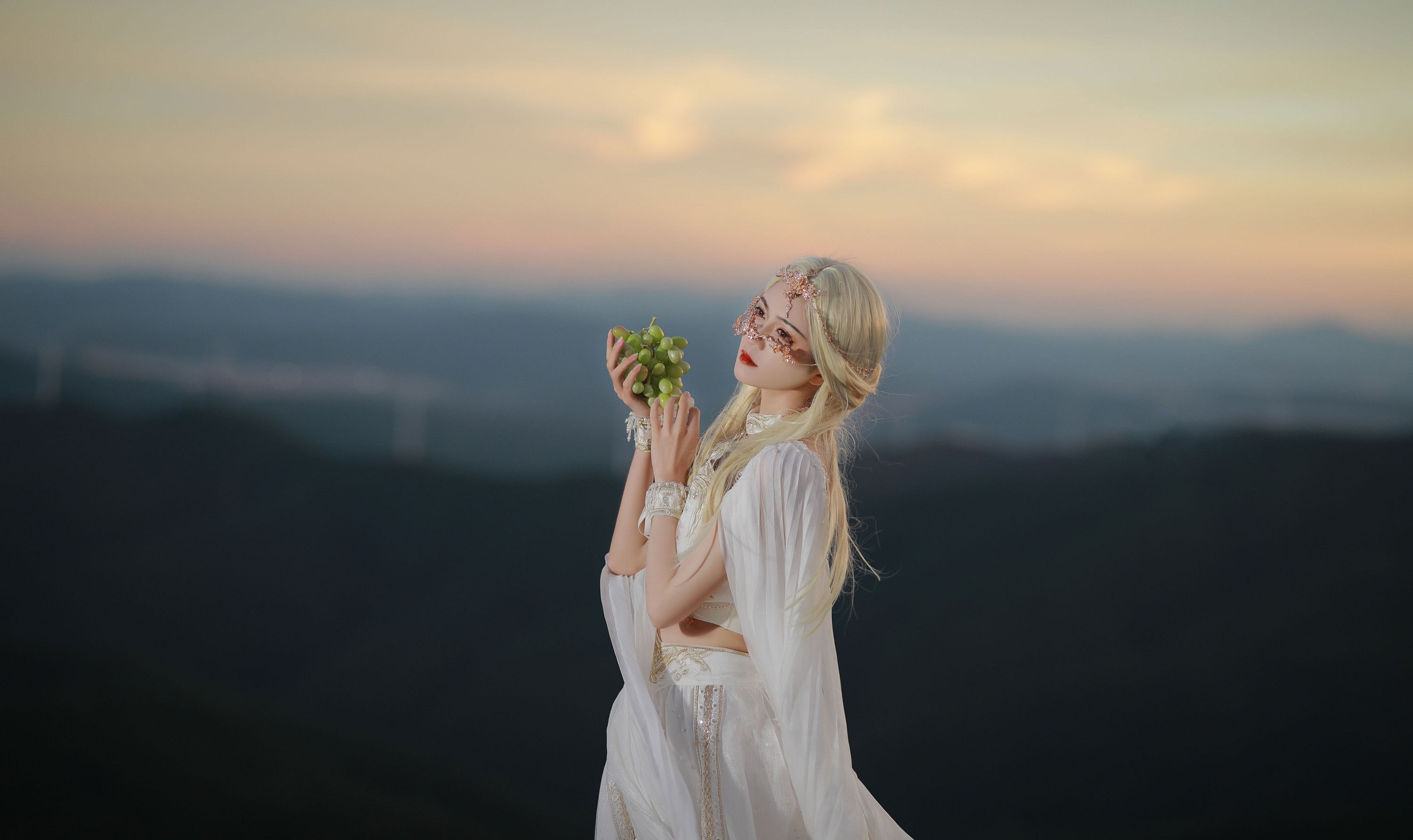 吾岁岁 – 《神女》[28P]