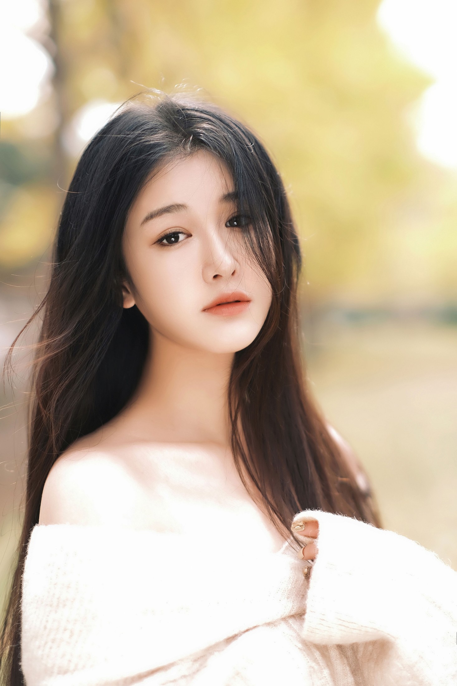 尚熠晗Momooly  – 《秋日银杏下的少女情怀》[21P]