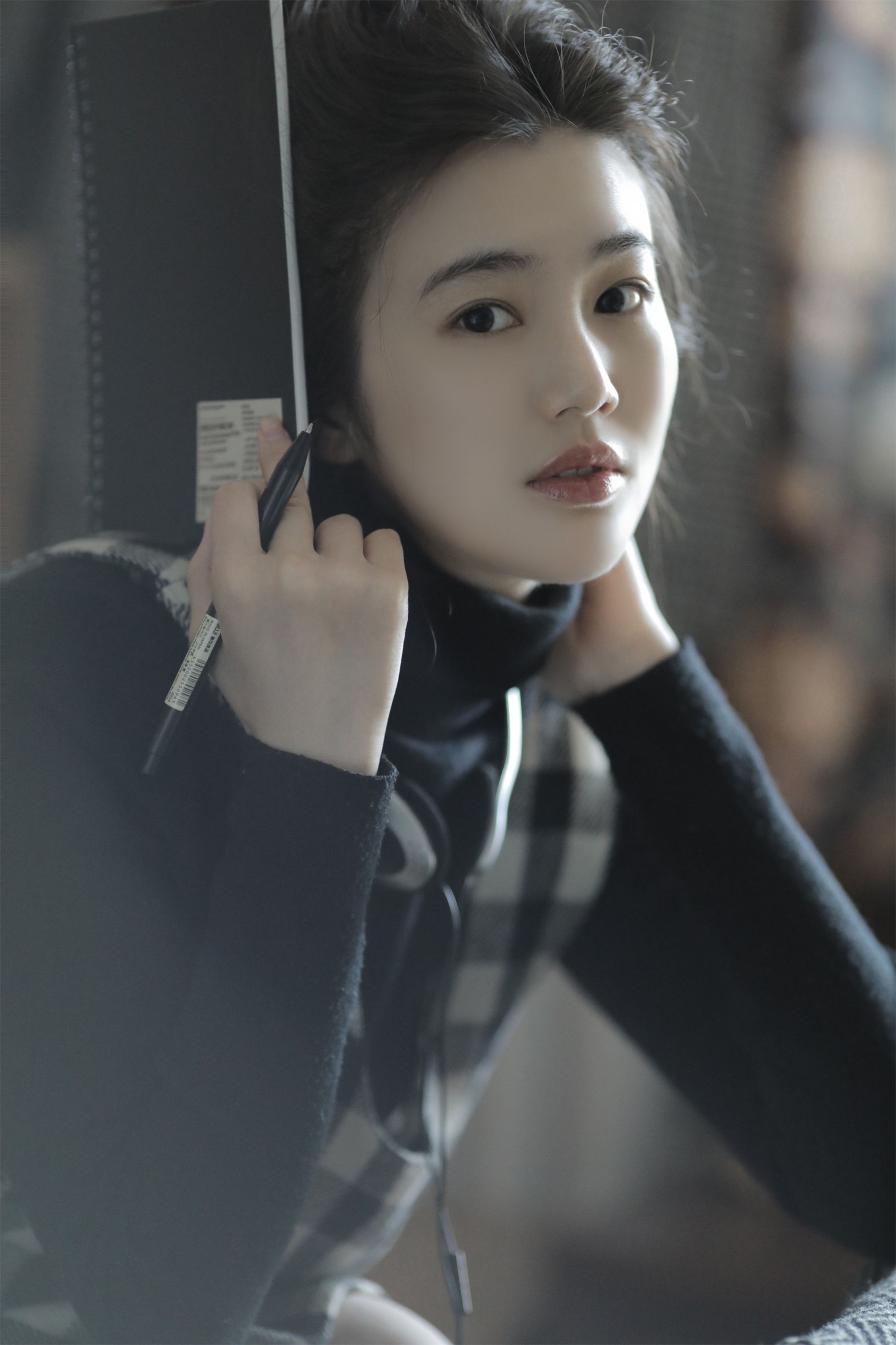 凡凡 – 《黑色日记本》[29P]