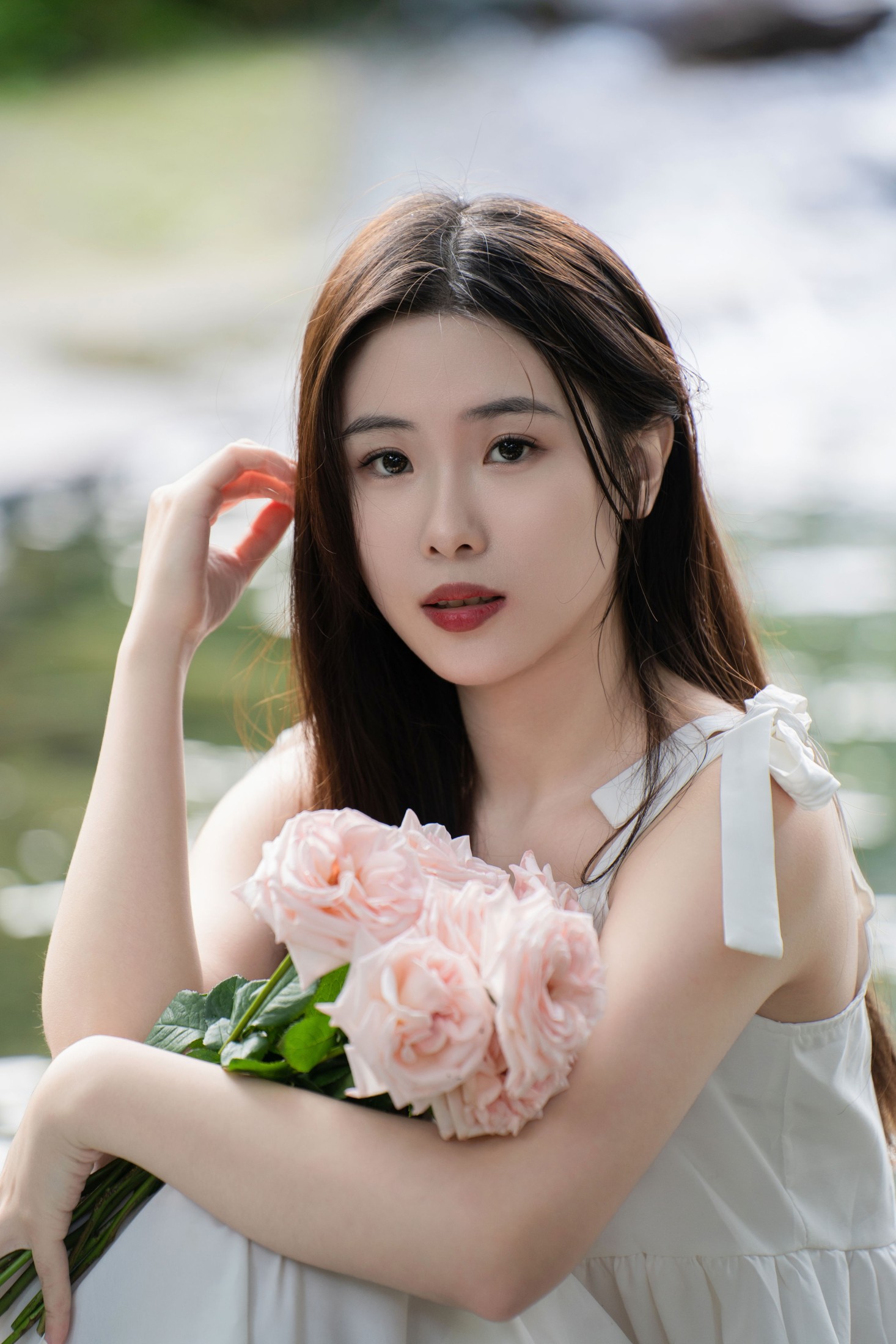 天慧 – 《夏日小溪边》[30P]