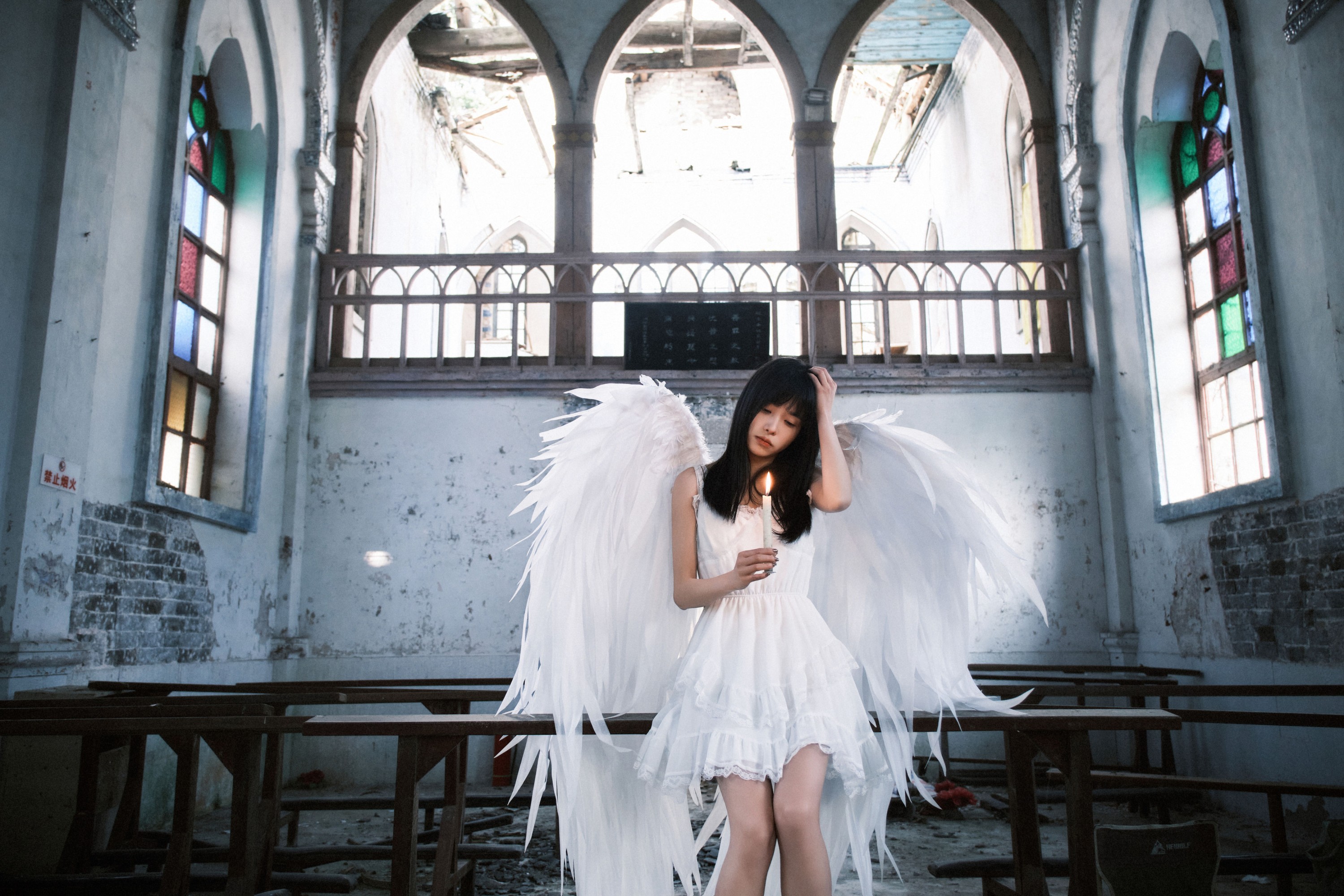 小松麻奈 – 《废墟天使》[38P]