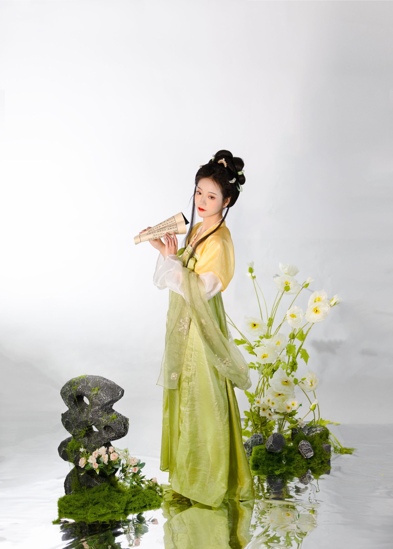 方辞颜 – 《春见》[21P]