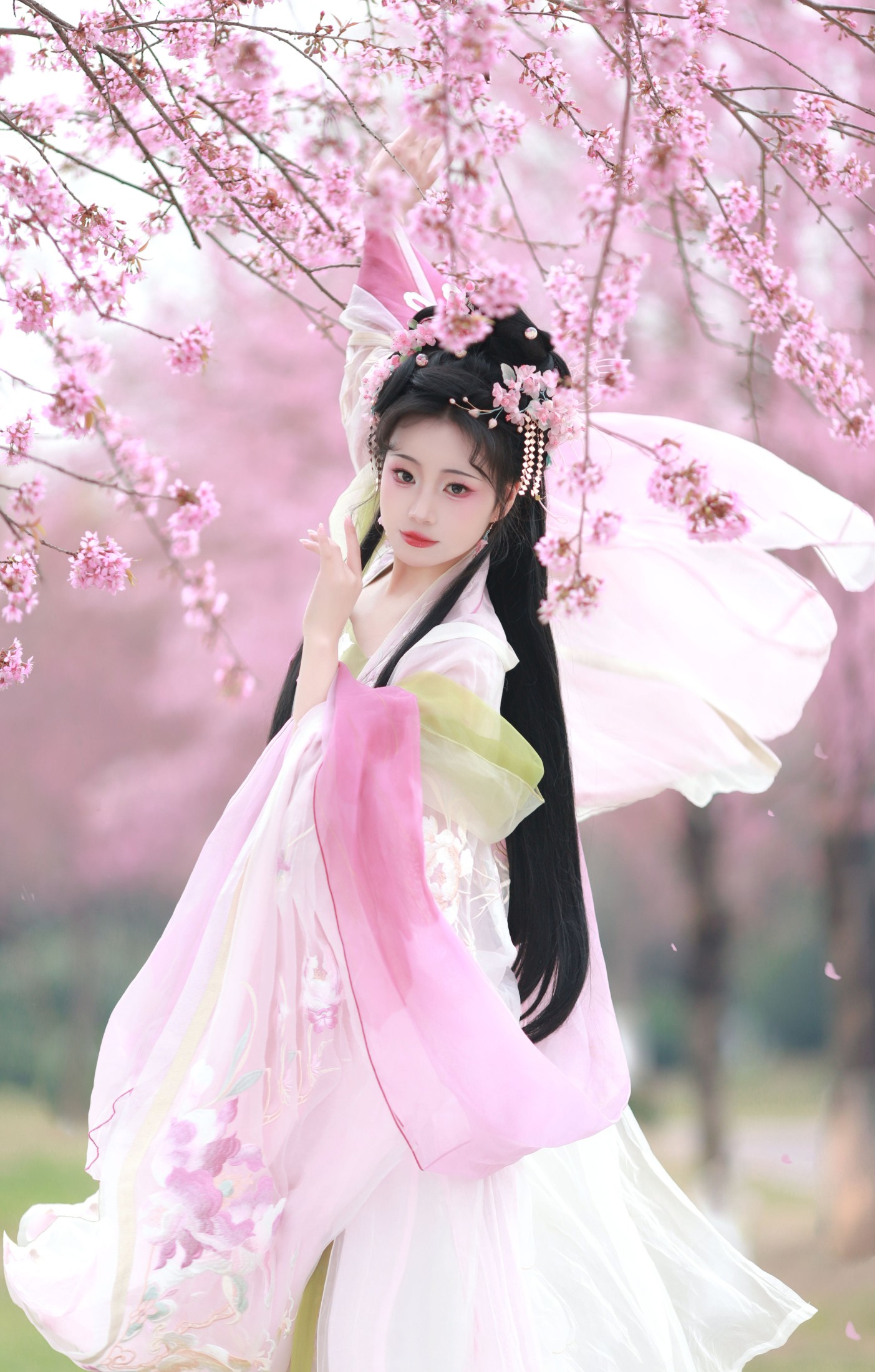 千玥 – 《樱之梦》[22P]