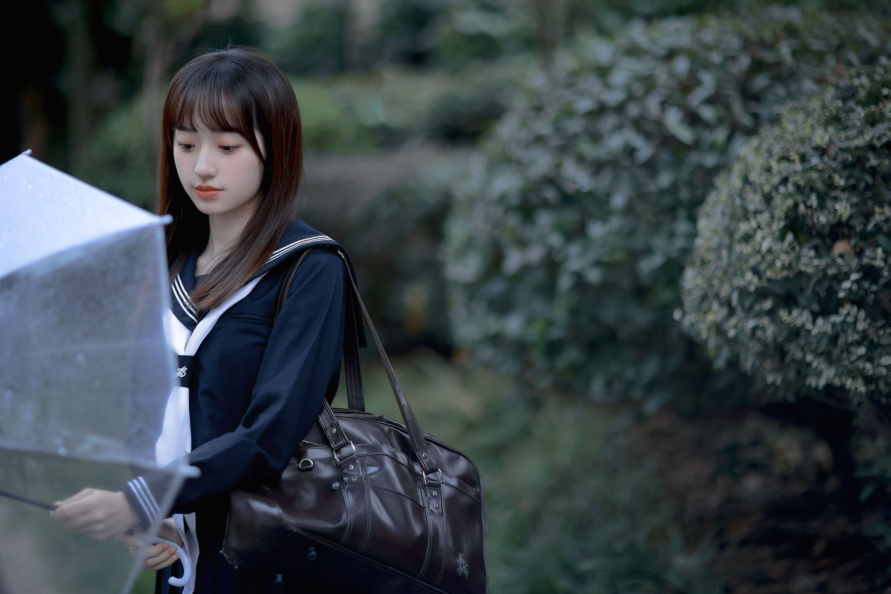 licaicain – 《下雨天》[22P]