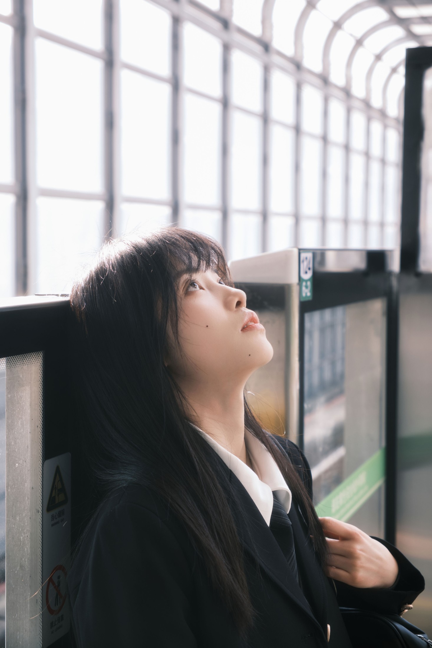 小松麻奈 – 《地铁jk》[69P]