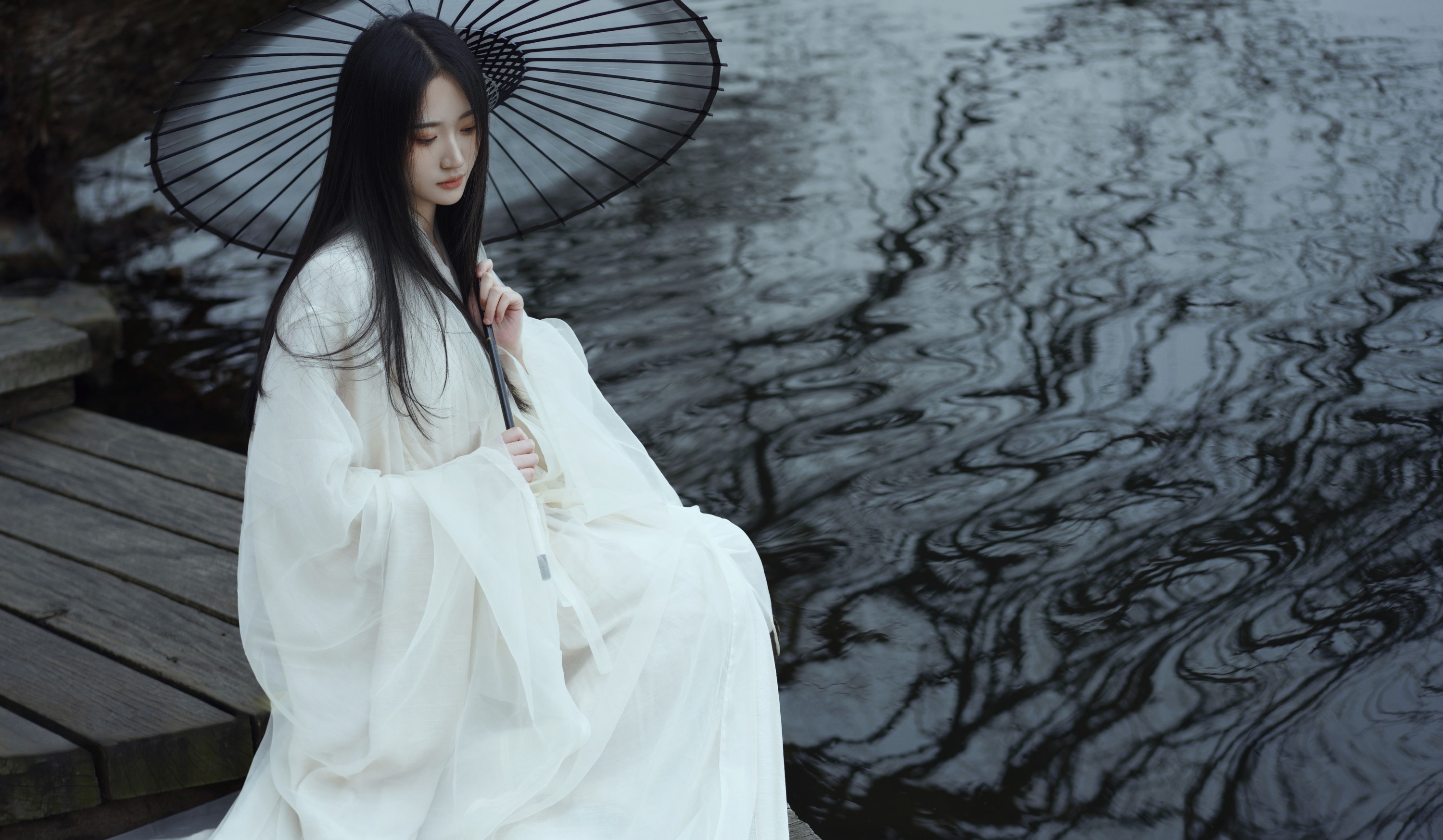 婠 – 《二月兰花》[22P]