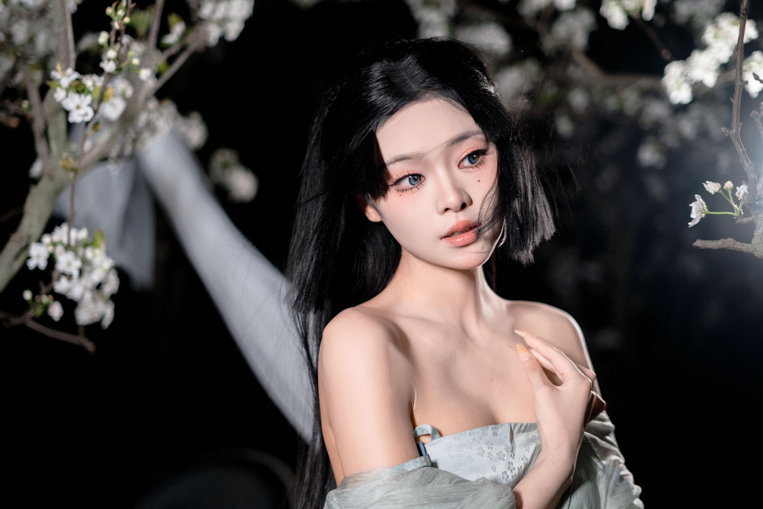 小兮呀 – 《杏花微雨》[26P]