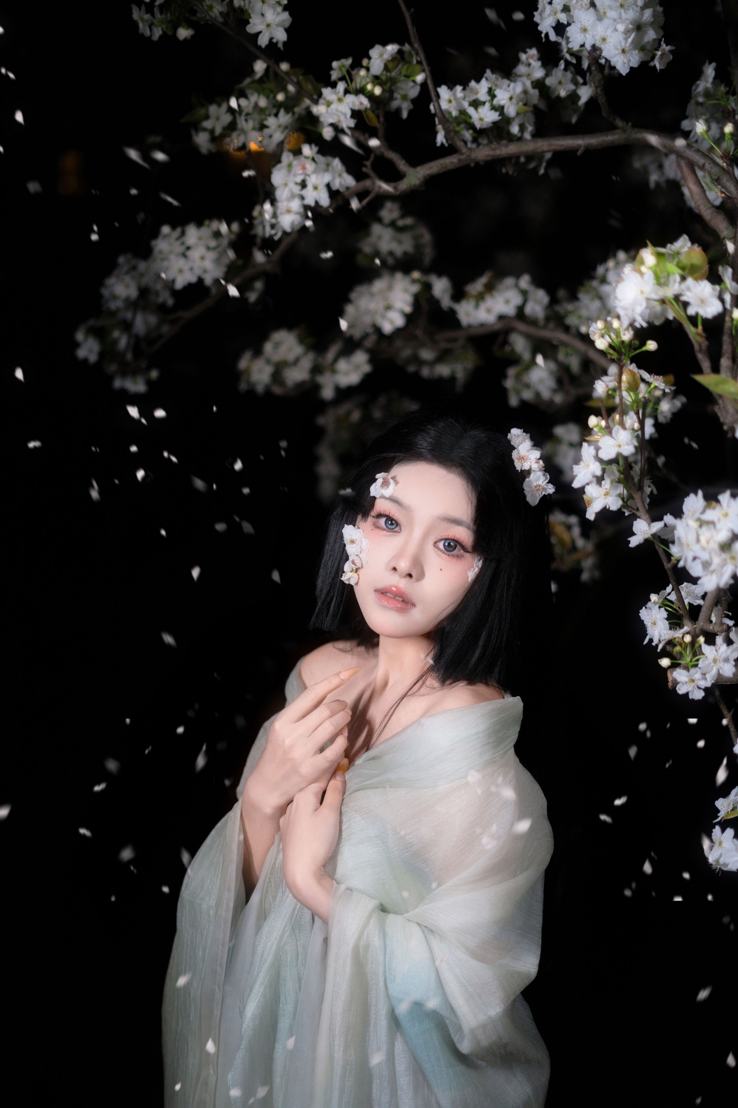 小兮呀 – 《杏花微雨》[26P]