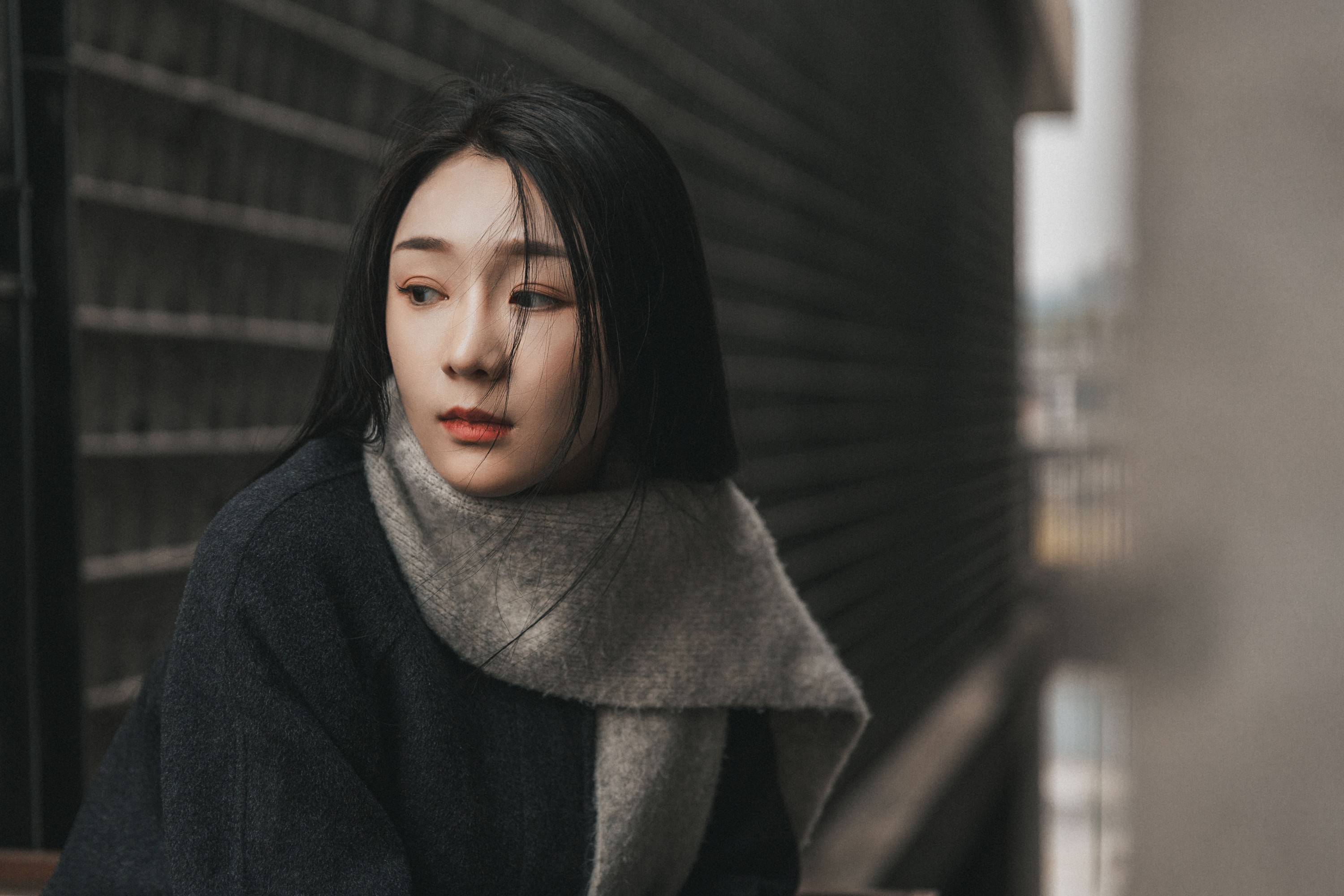 芸芸 – 《忧伤少女》[22P]