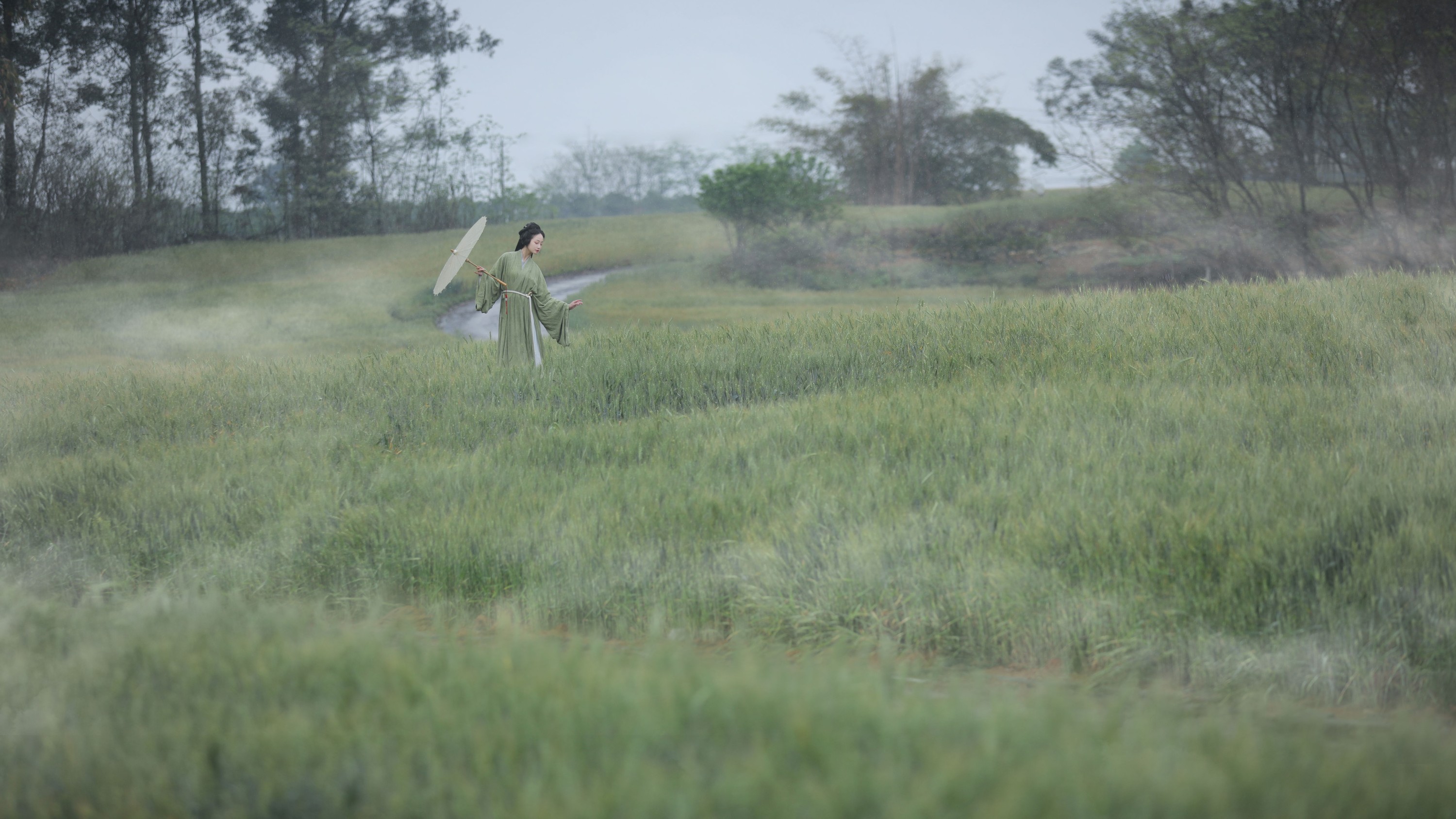 凌子兮 – 《悠悠麦浪》[24P]