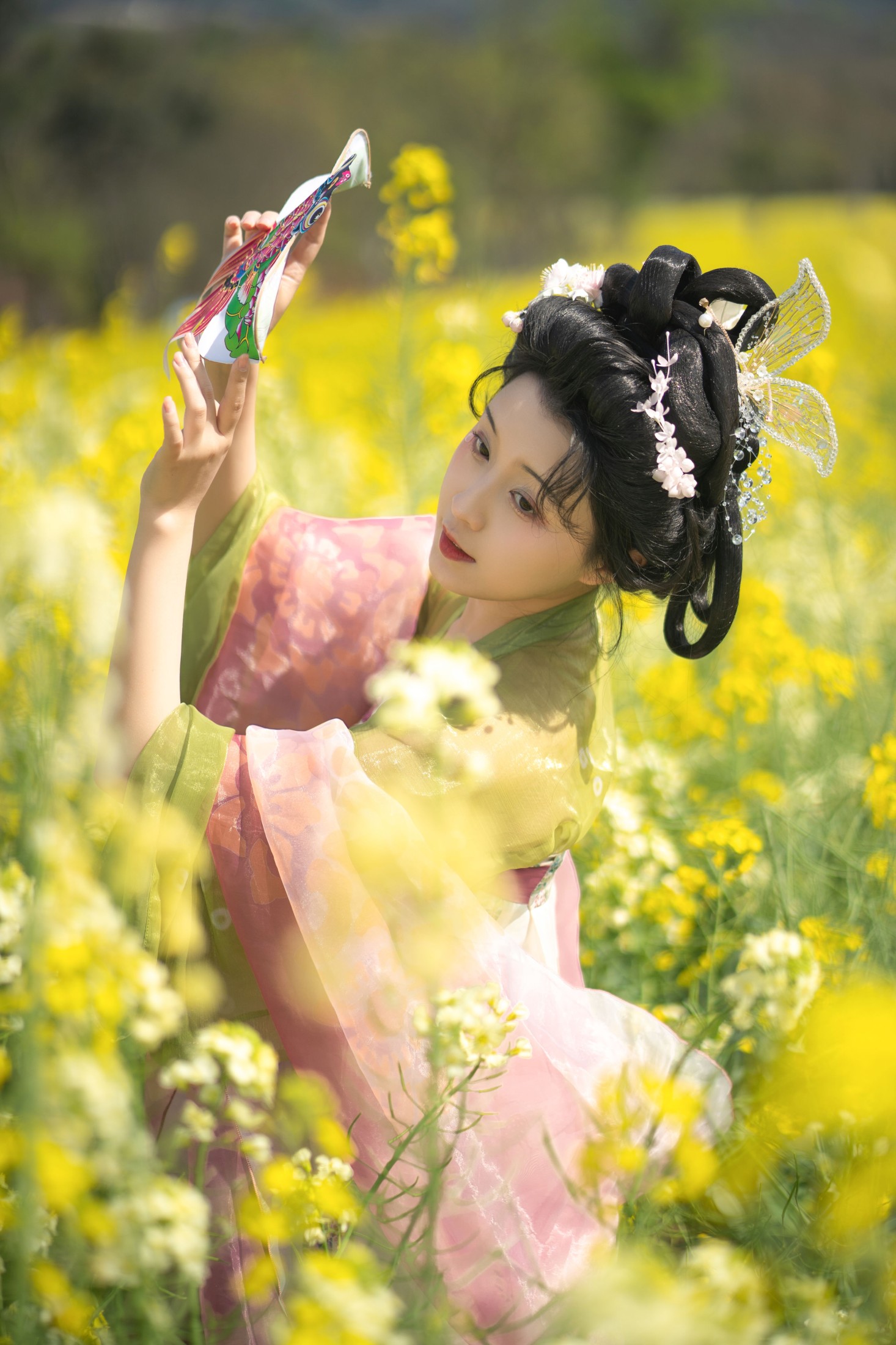 幼稚园里的浅夏 – 《油菜花》[22P]