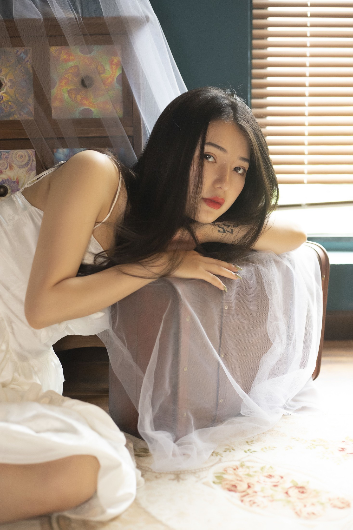 她叫毛航 – 《沉溺软风》[29P]