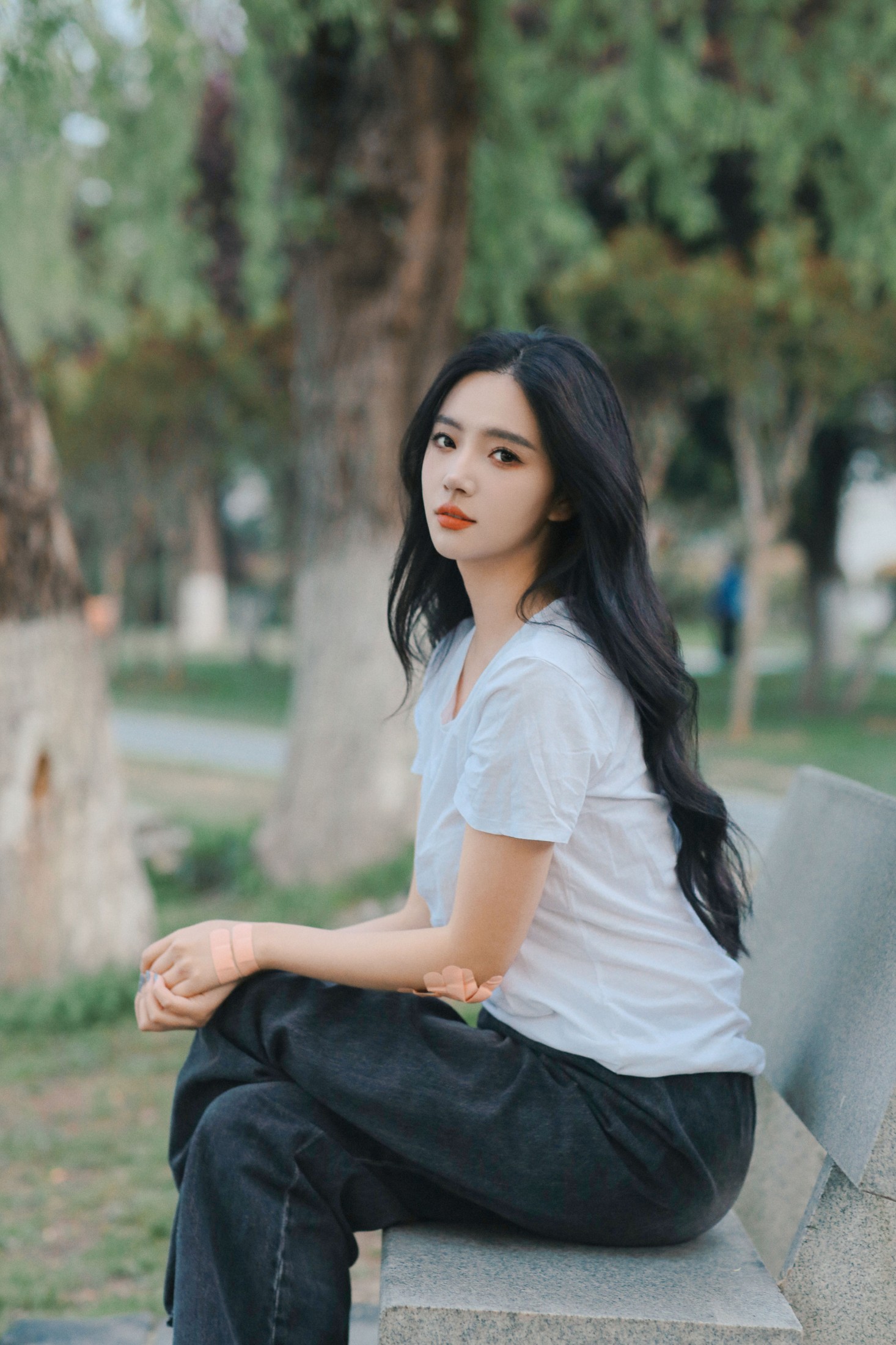 Elaine – 《湖边漫步》[22P]