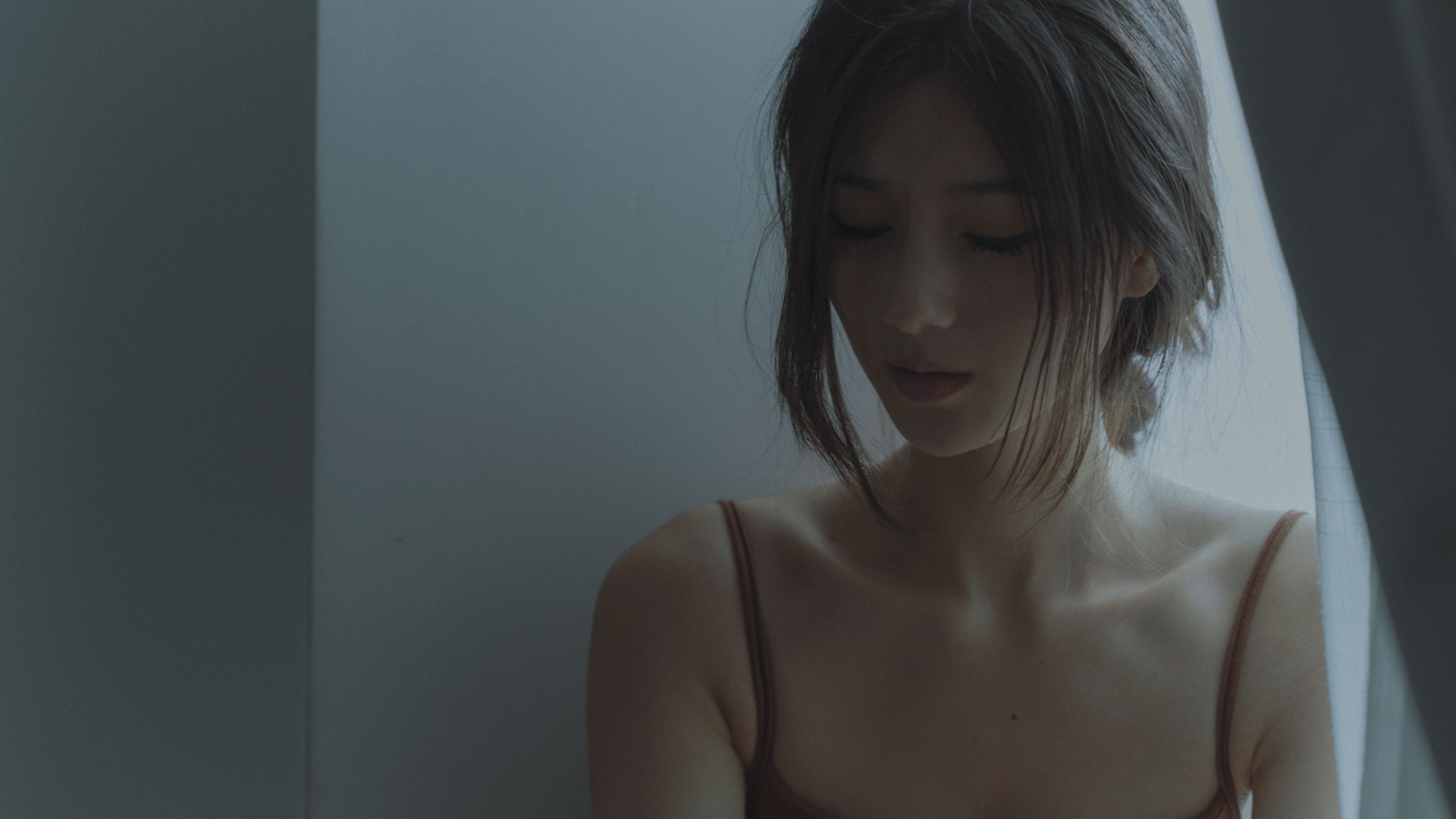 姜姜 – 《属于你的光》[26P]