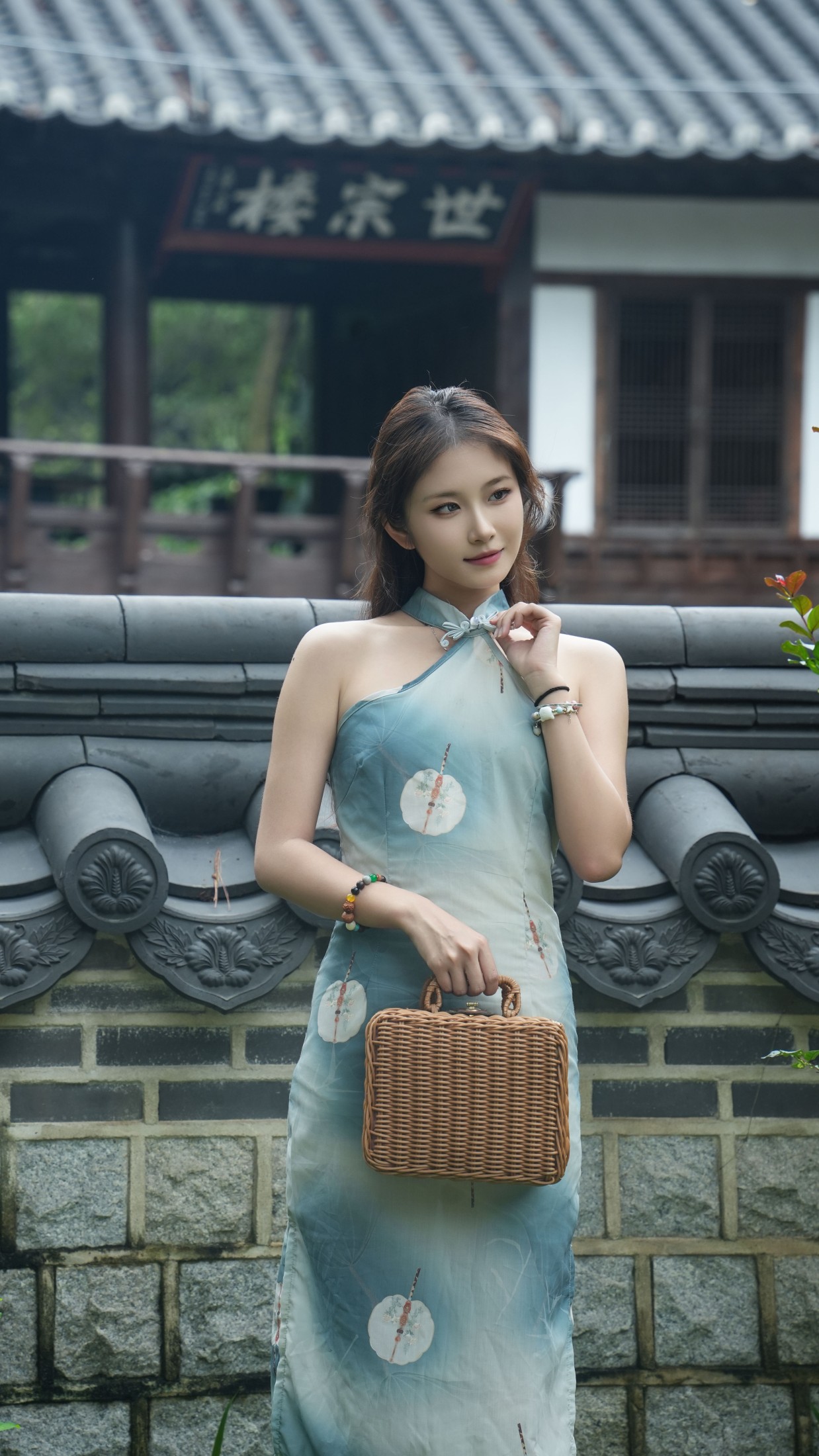 菲菲 – 《人间四月》[29P]